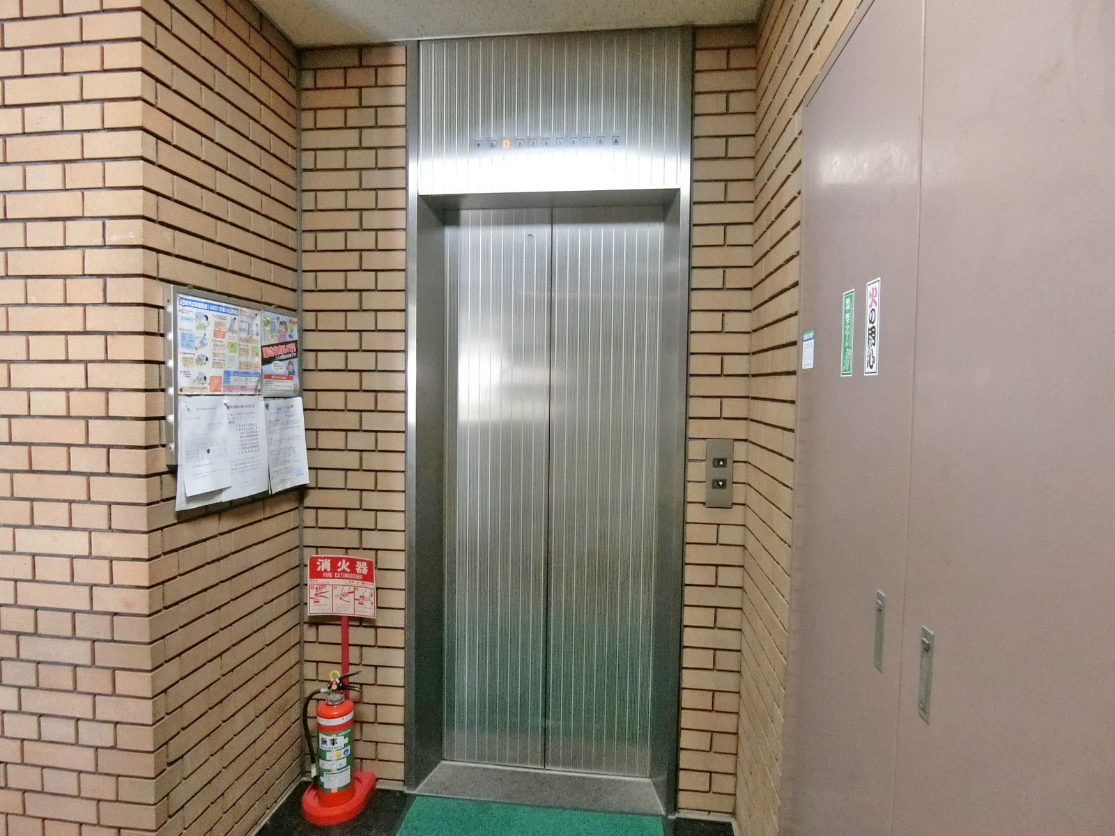 エレベーター