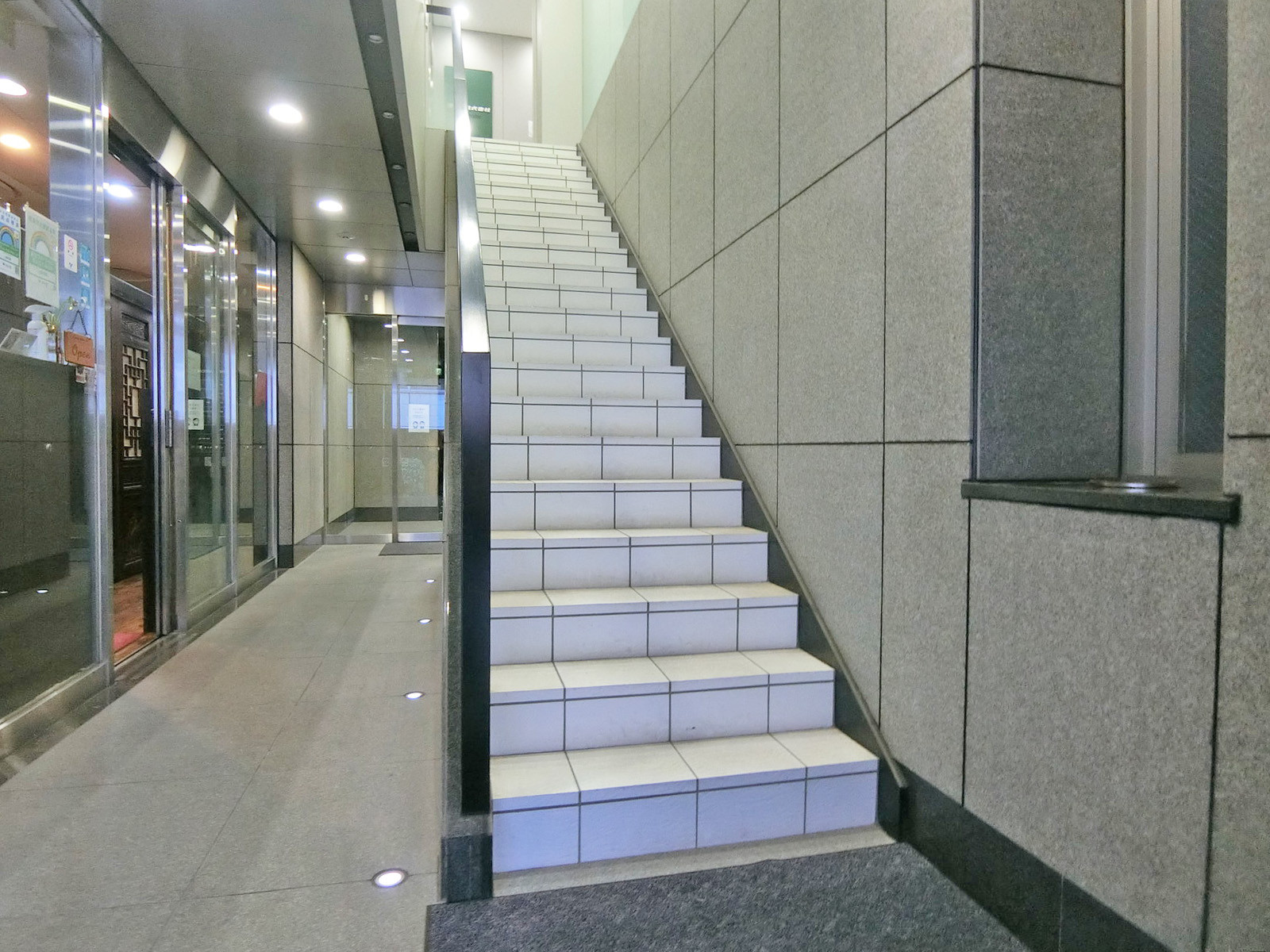 内階段