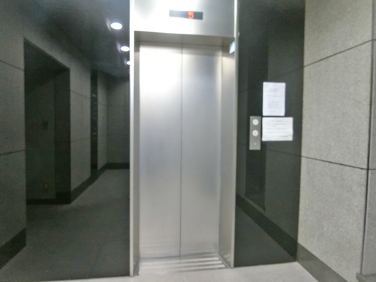 エレベーター