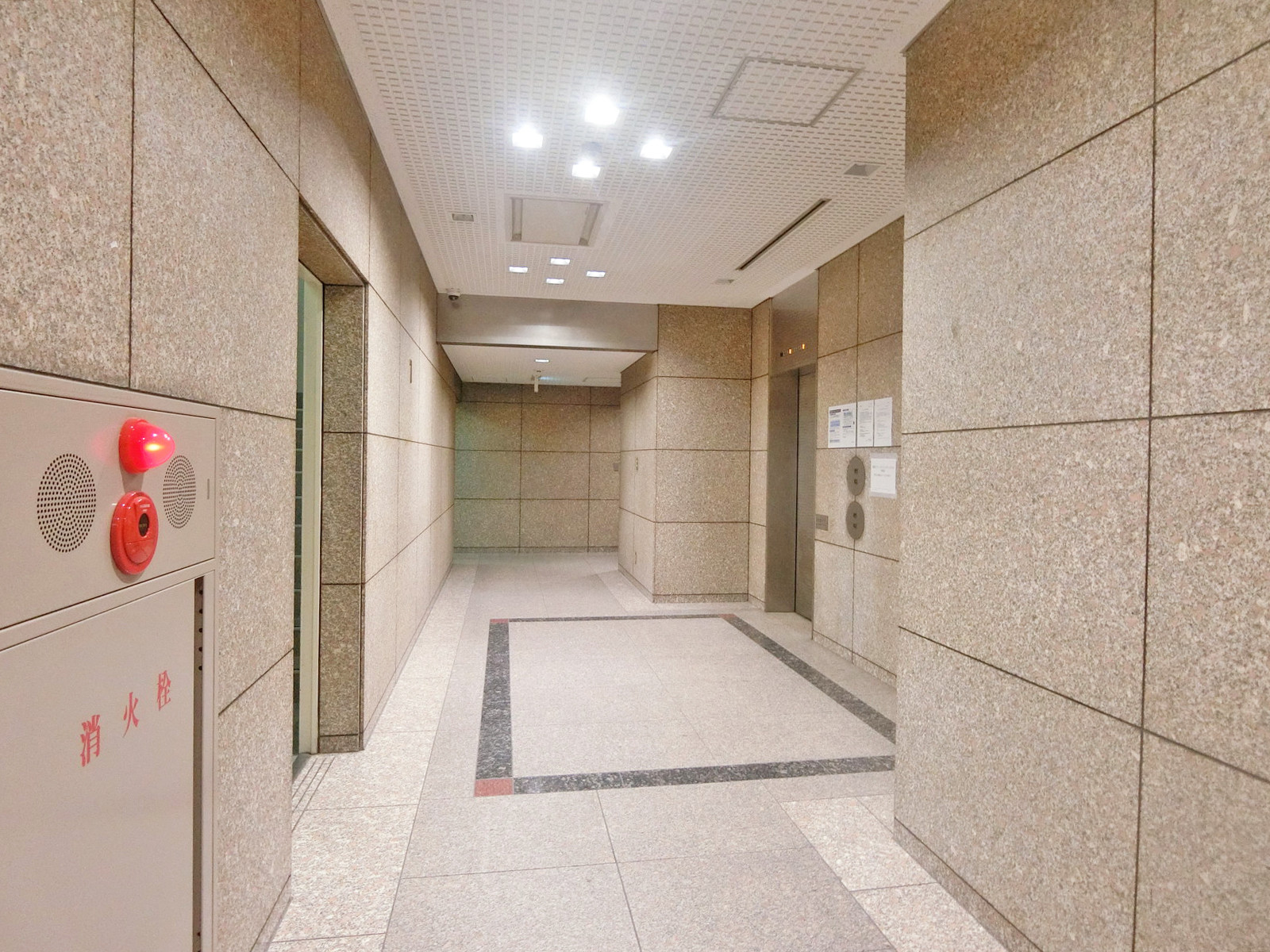 エレベーターホール