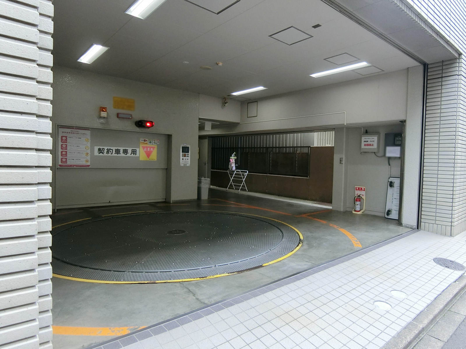 駐車場
