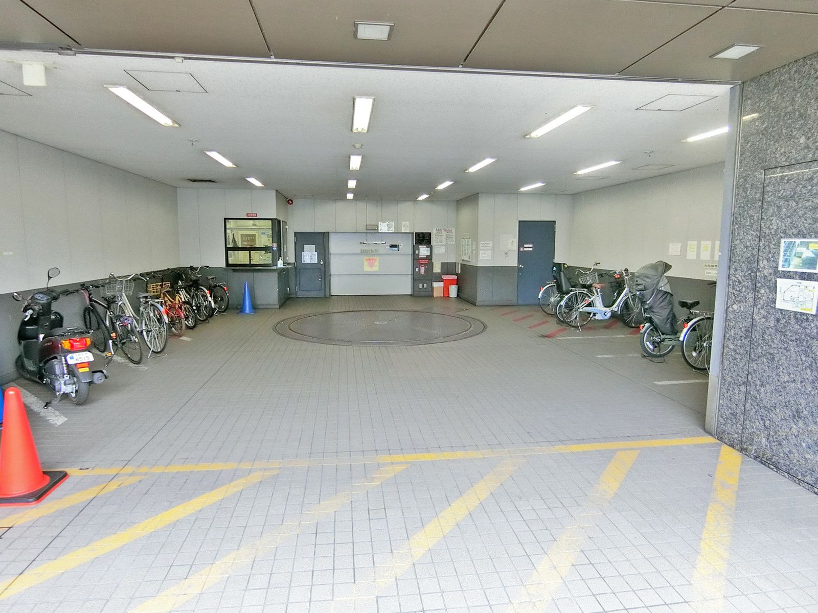 駐車場