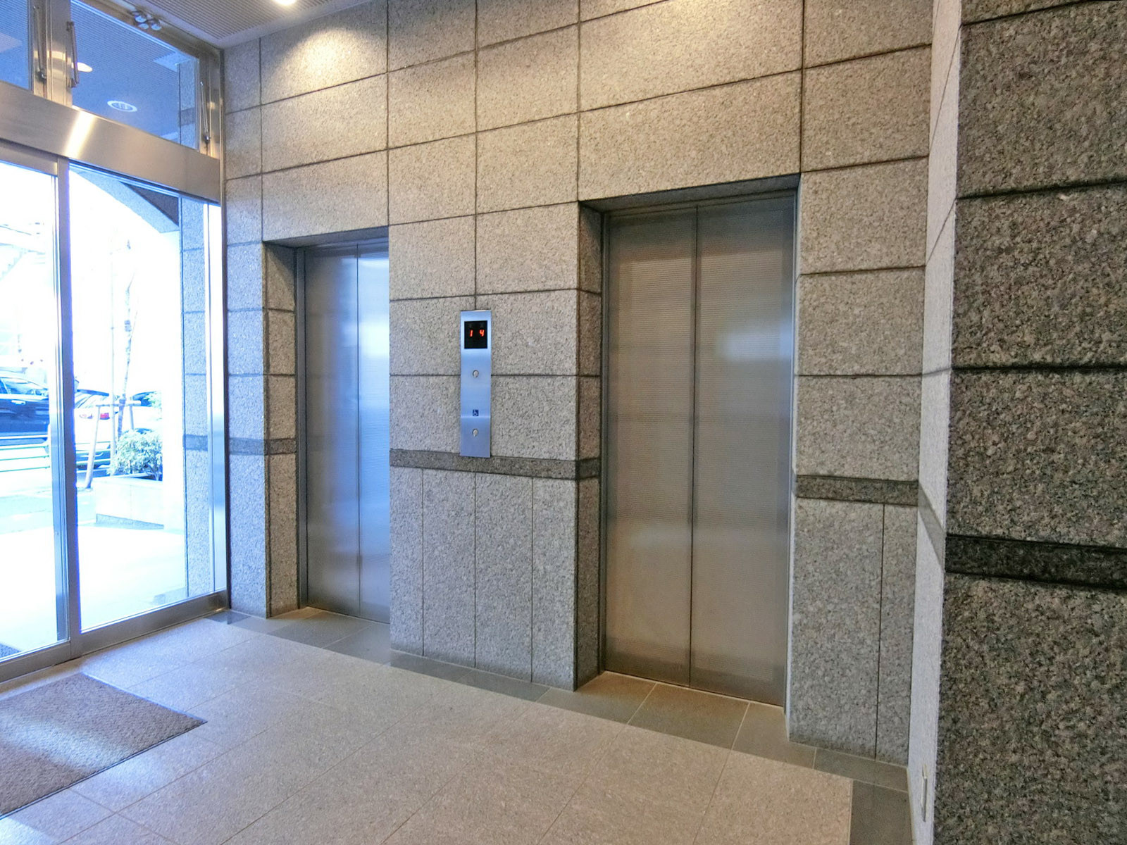 エレベーター