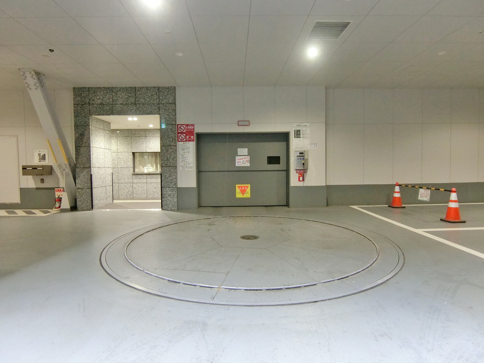 駐車場