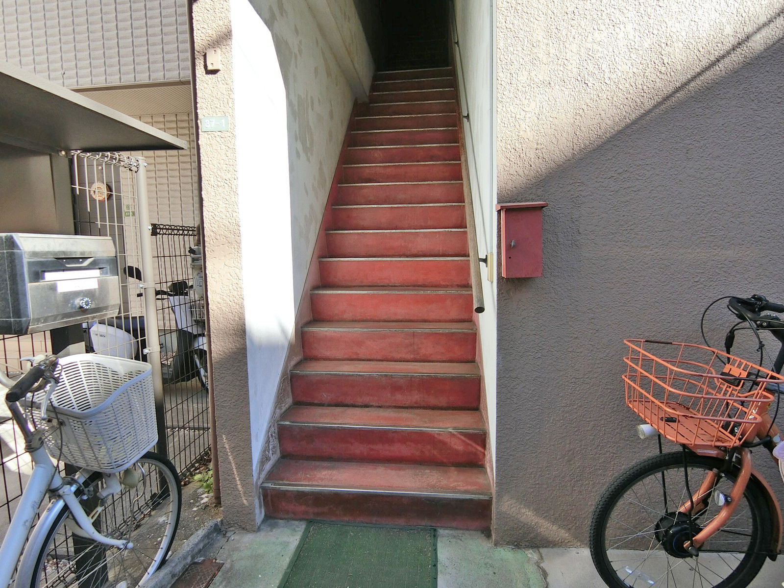 物件出入口