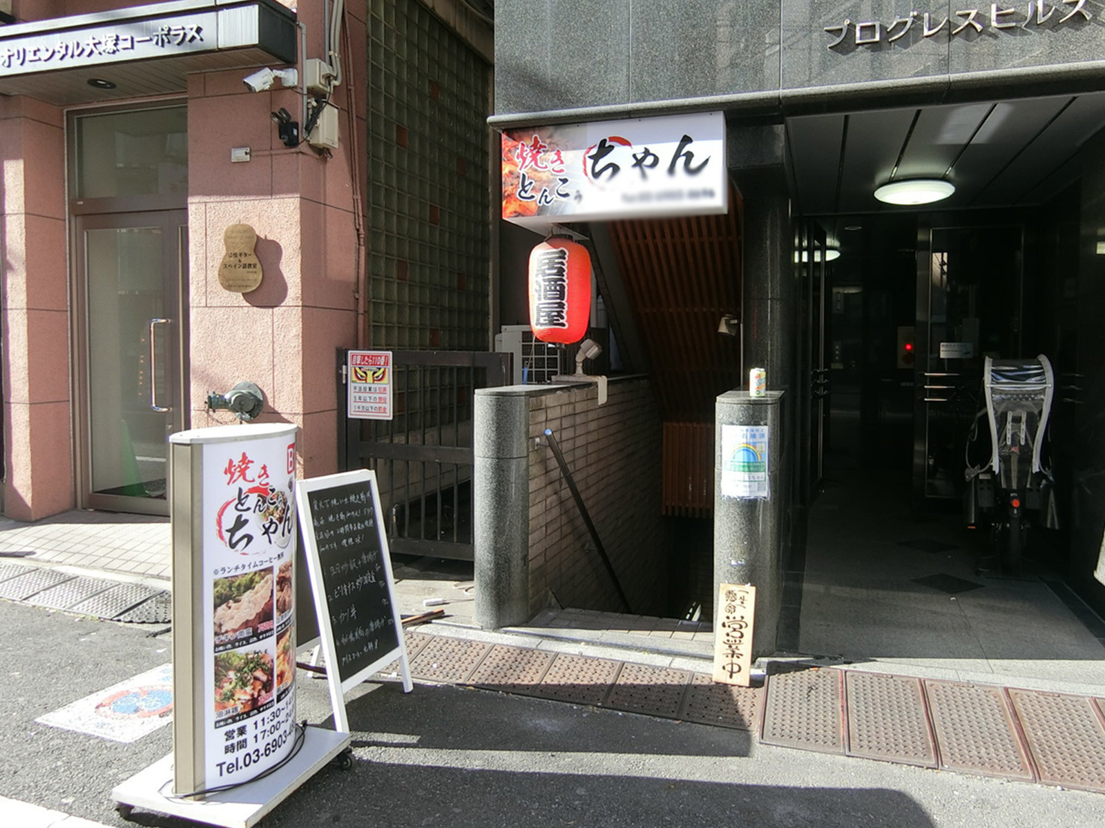 地下1階飲食店の様子