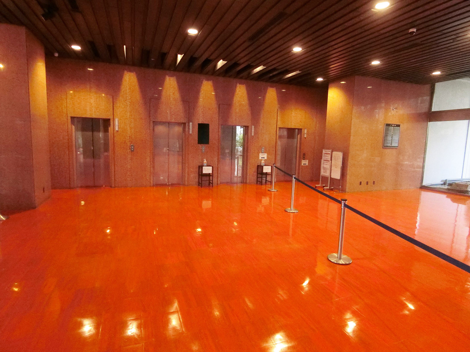 エレベーターホール