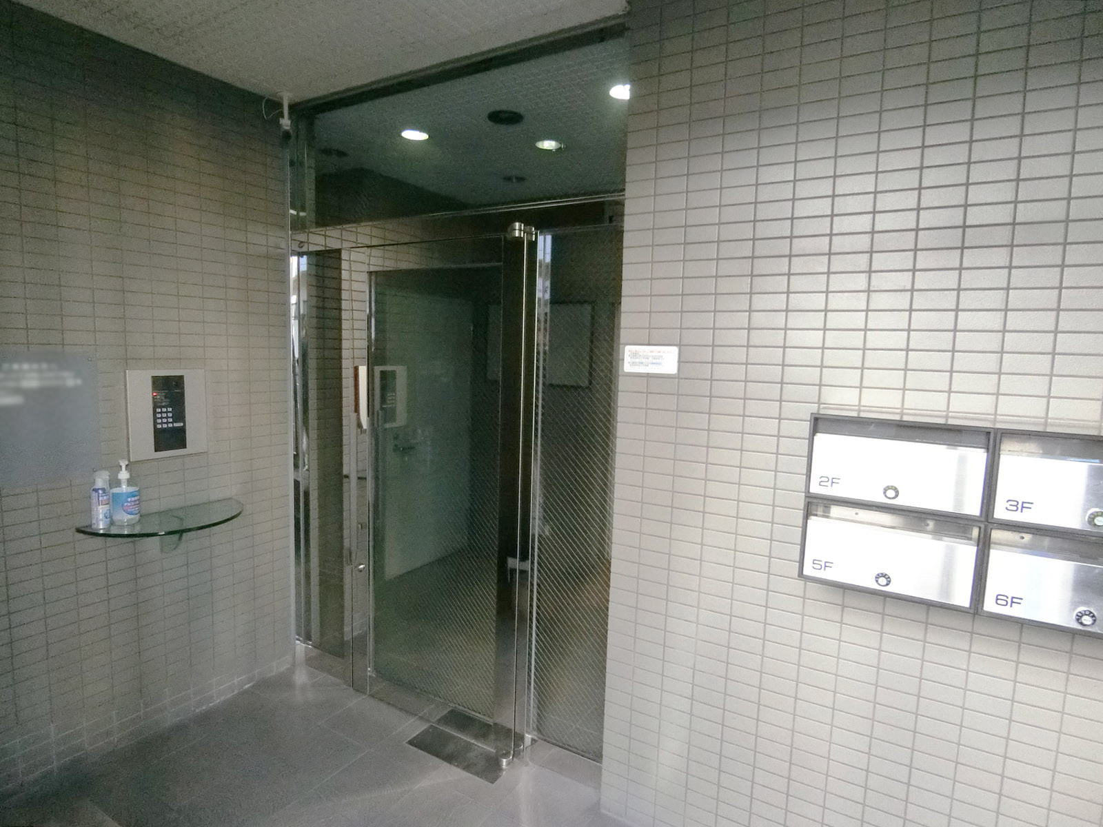 エントランス