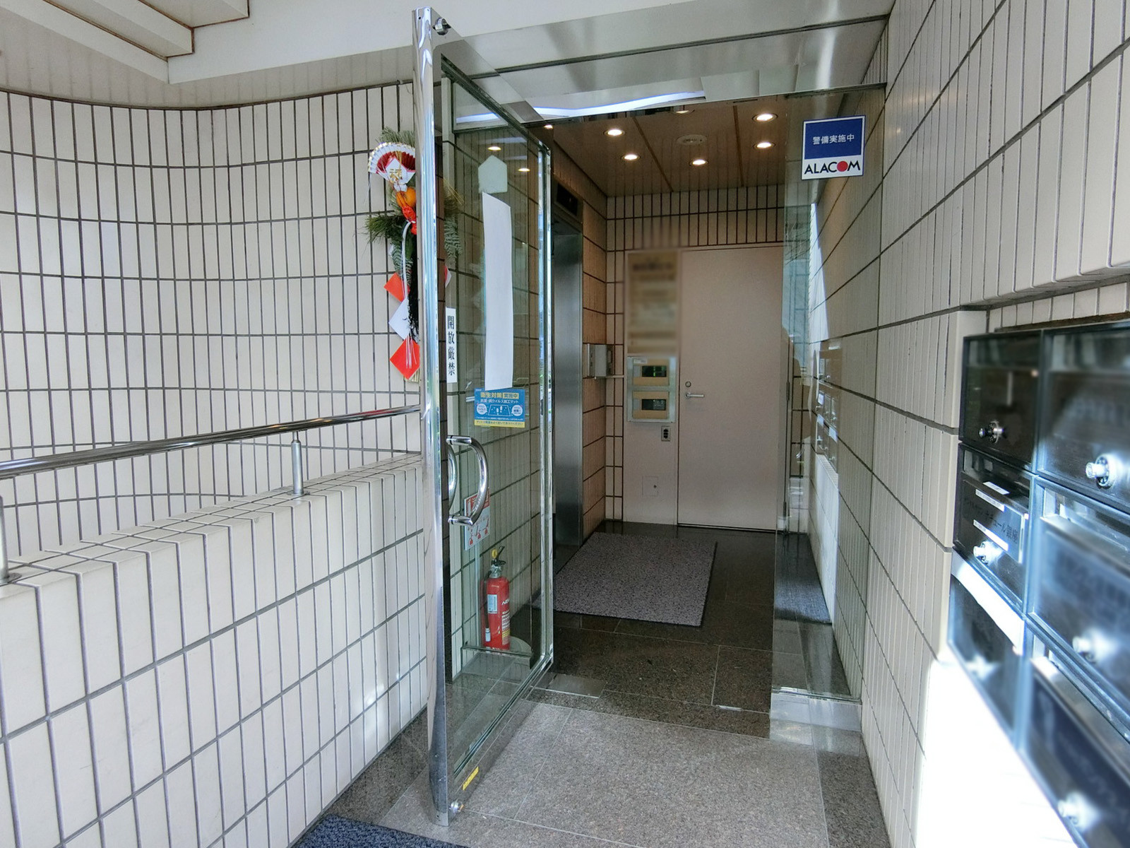 エントランス