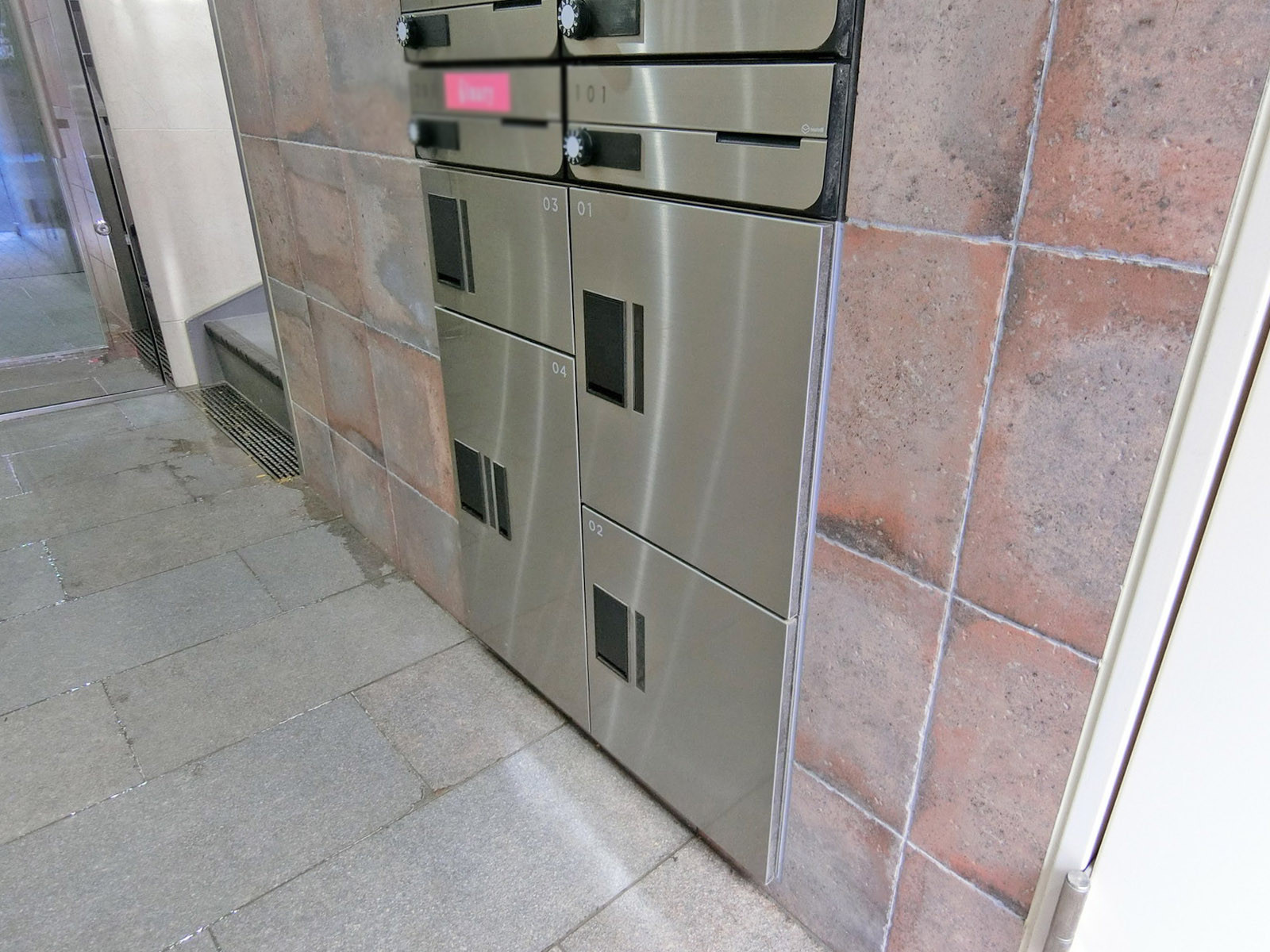 宅配ボックス