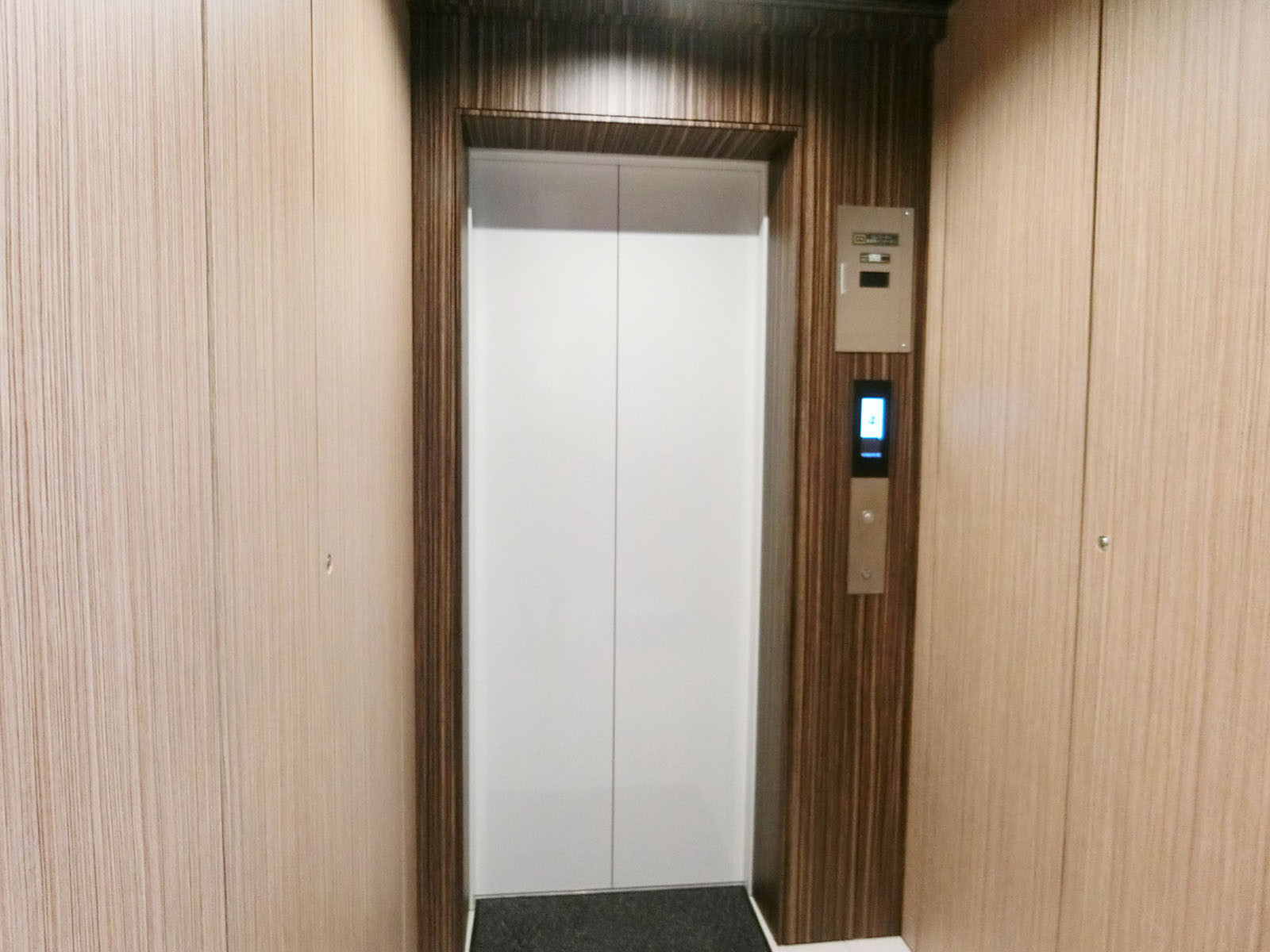 エレベーター