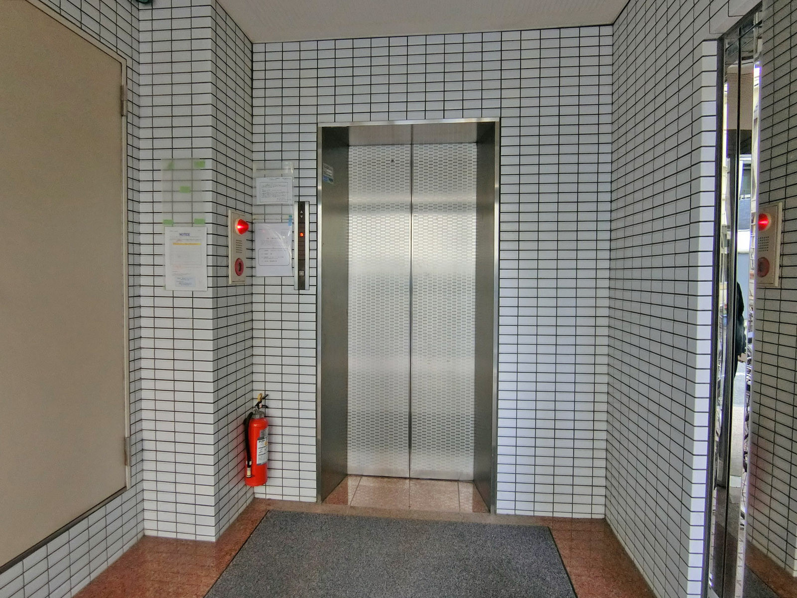 エレベーター