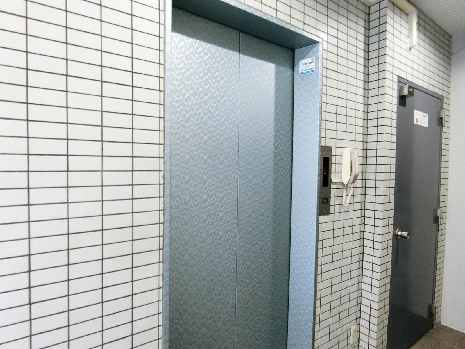 エレベーター