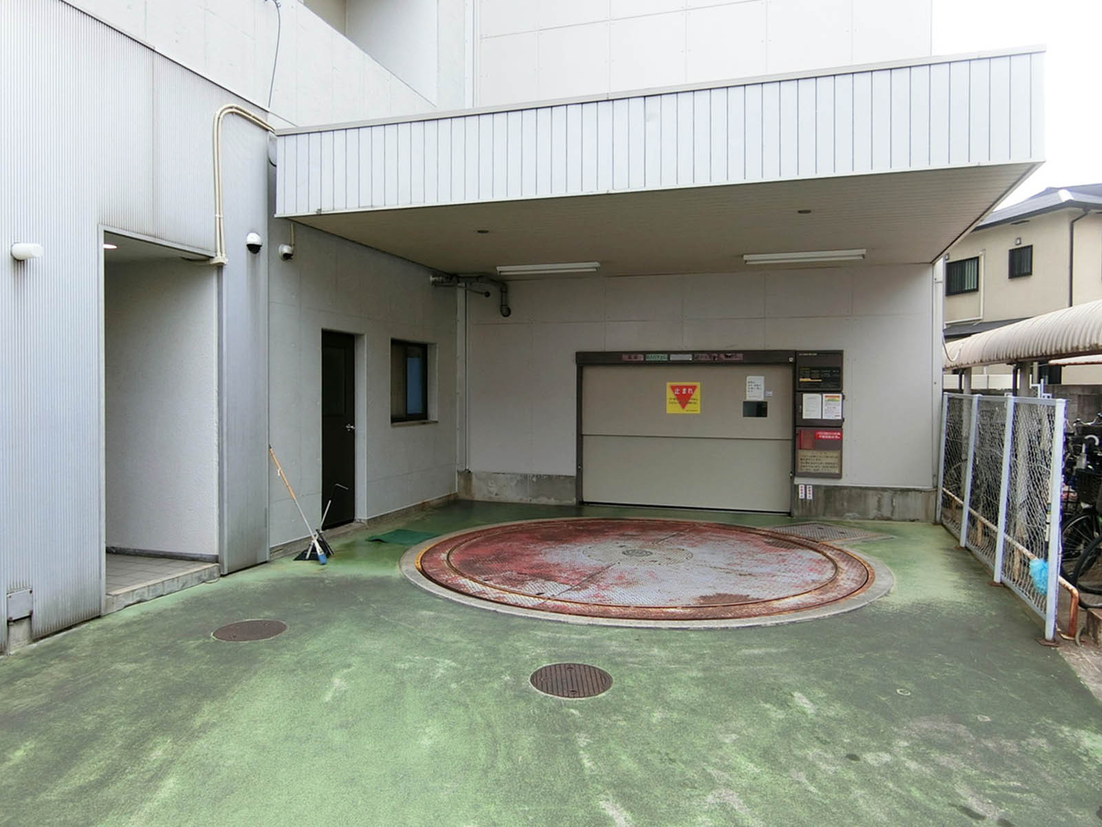 駐車場