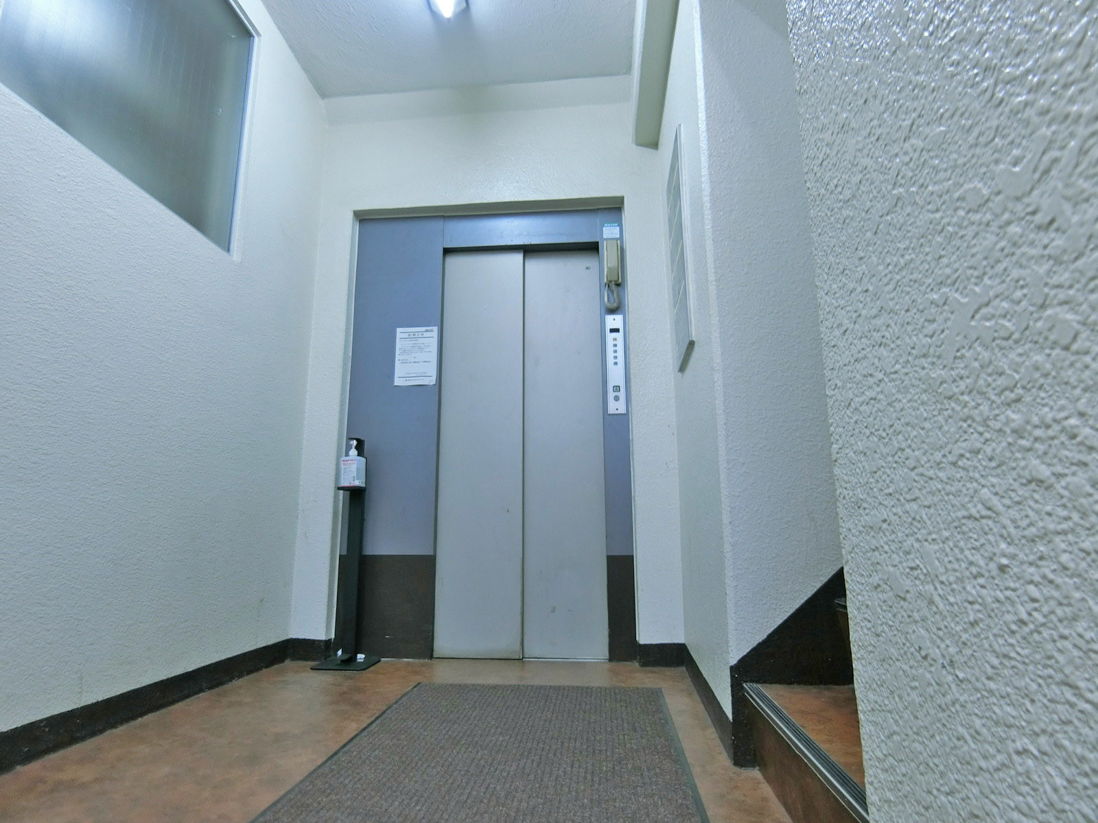 エレベーター(1基)