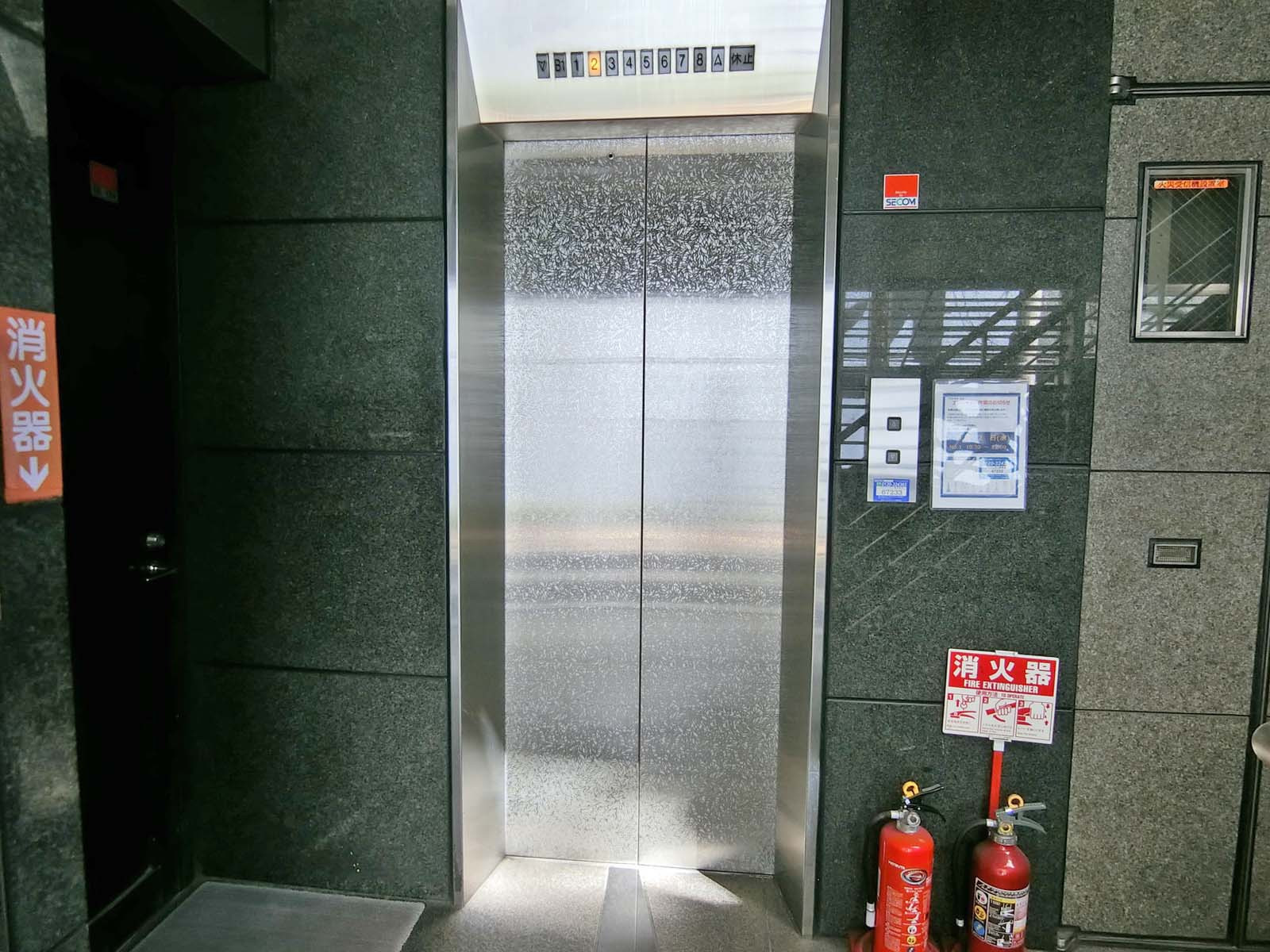エレベーター