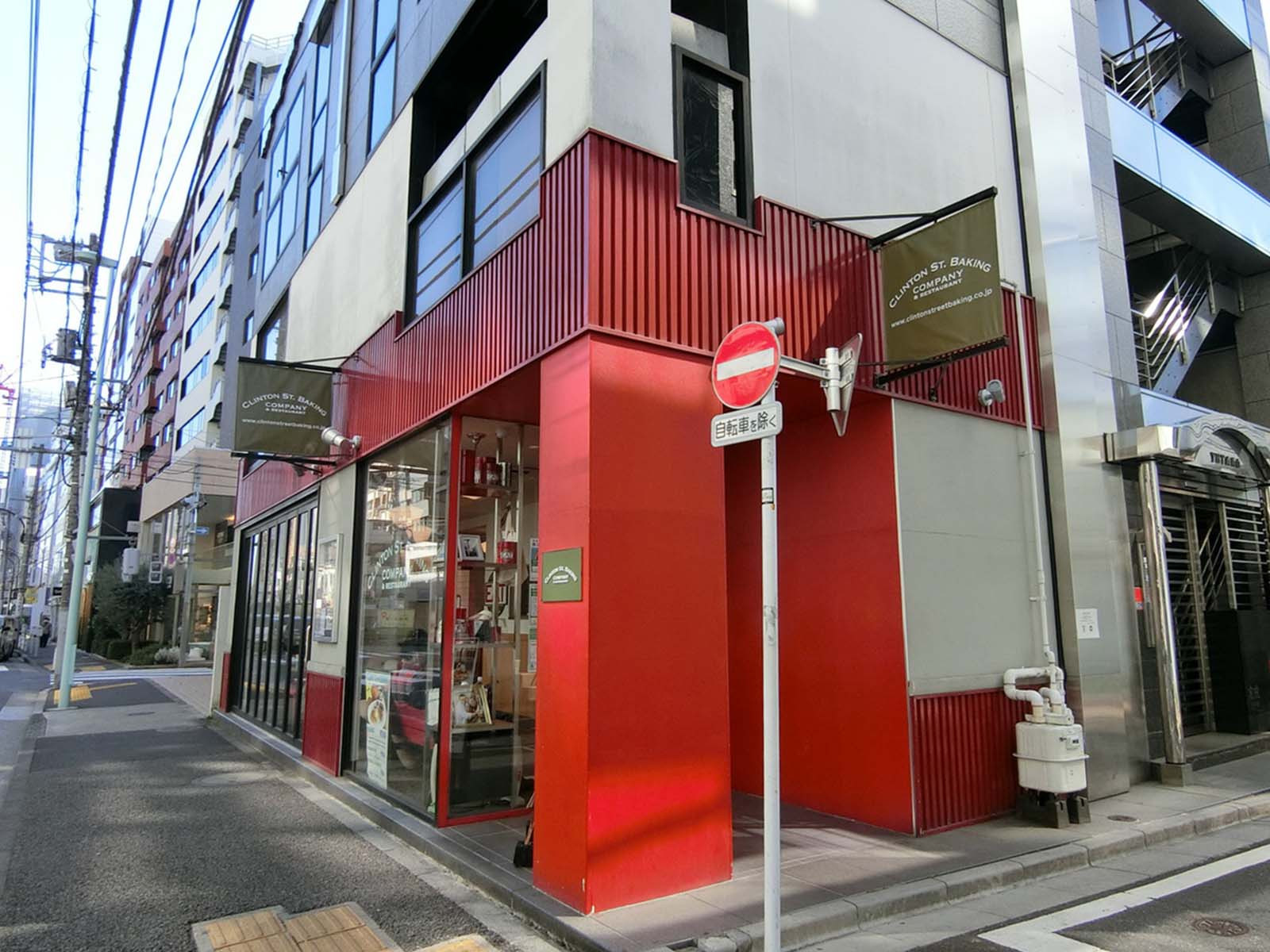 1階飲食店の様子