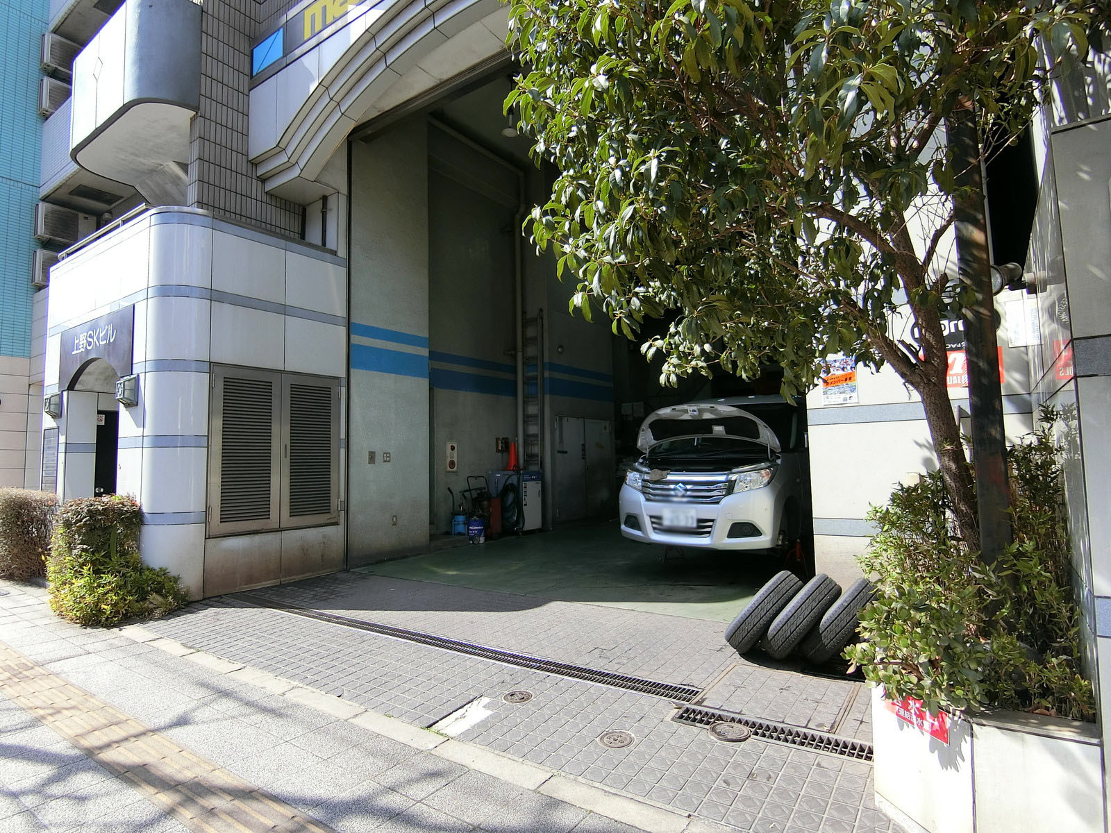 1階テナントの様子