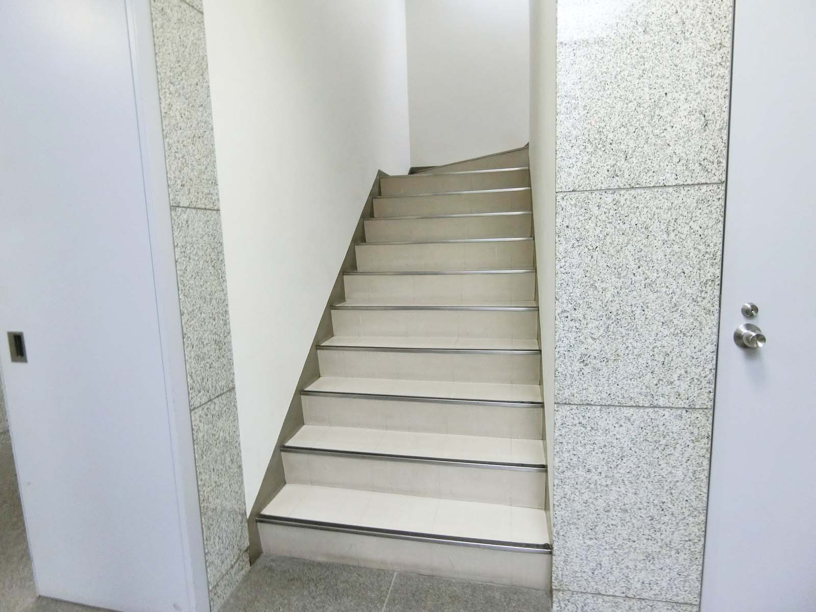 内階段