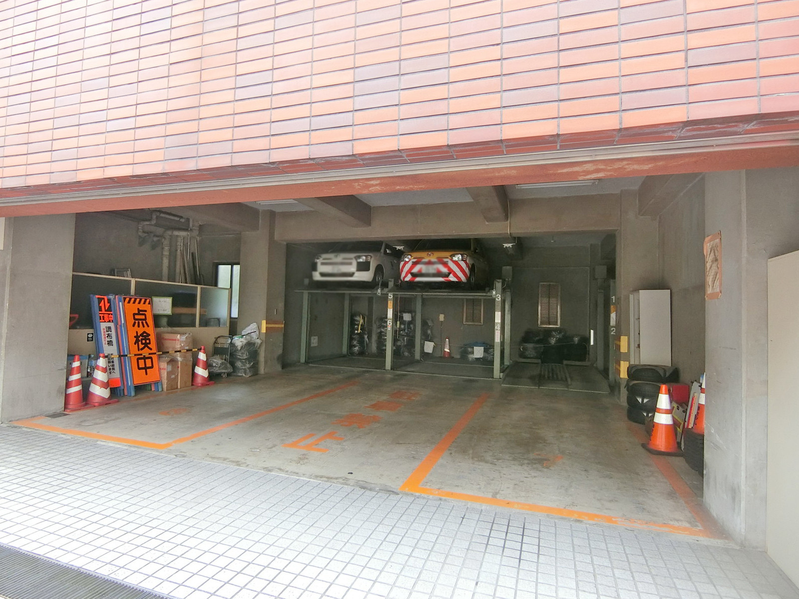駐車場