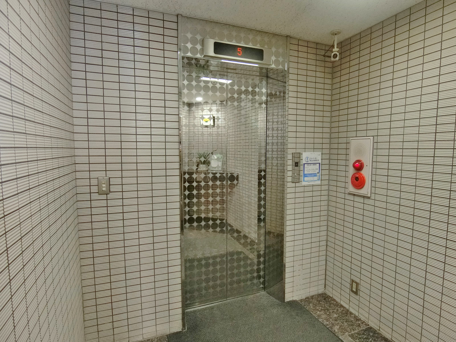 エレベーター