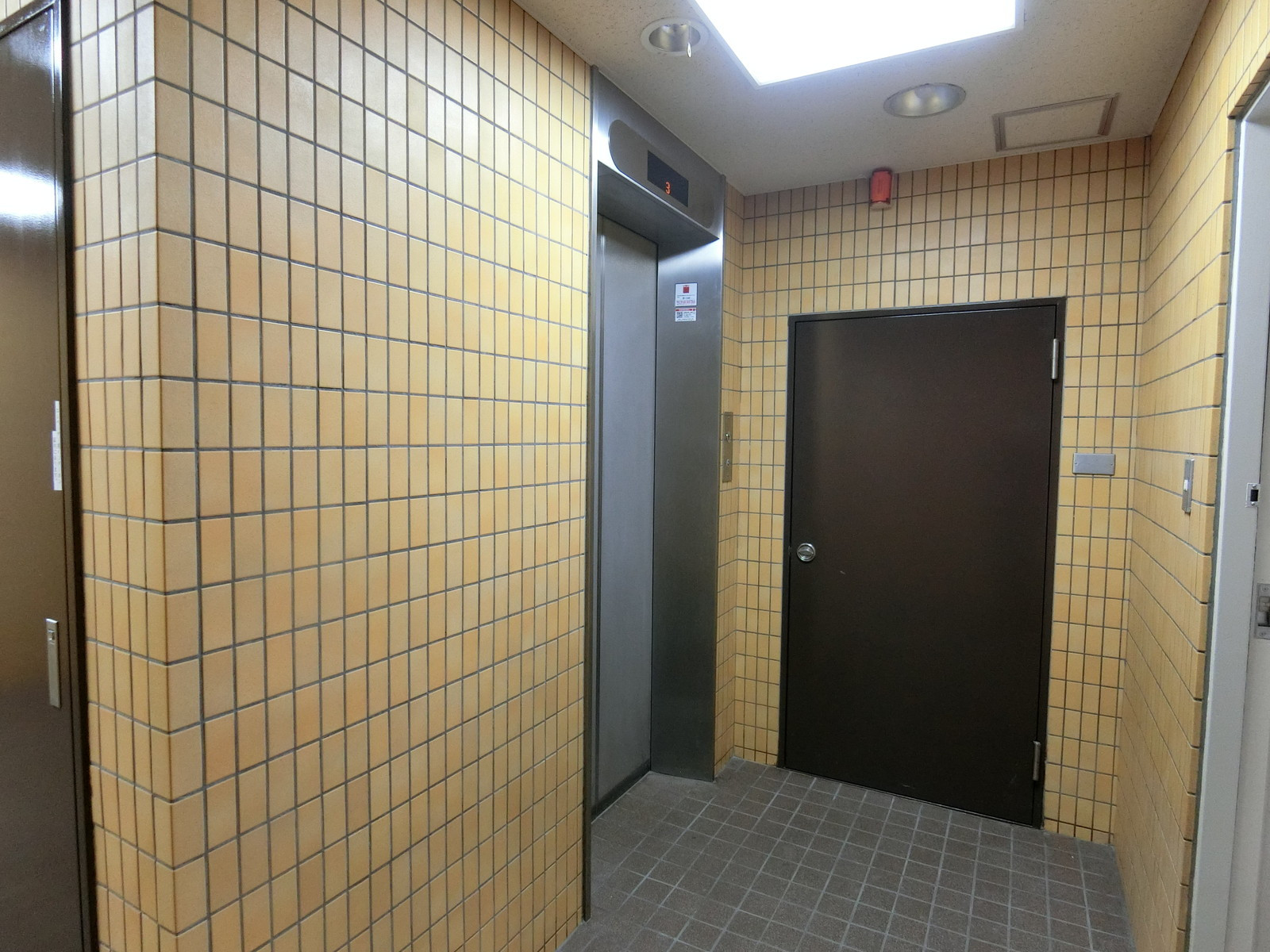 エレベーター