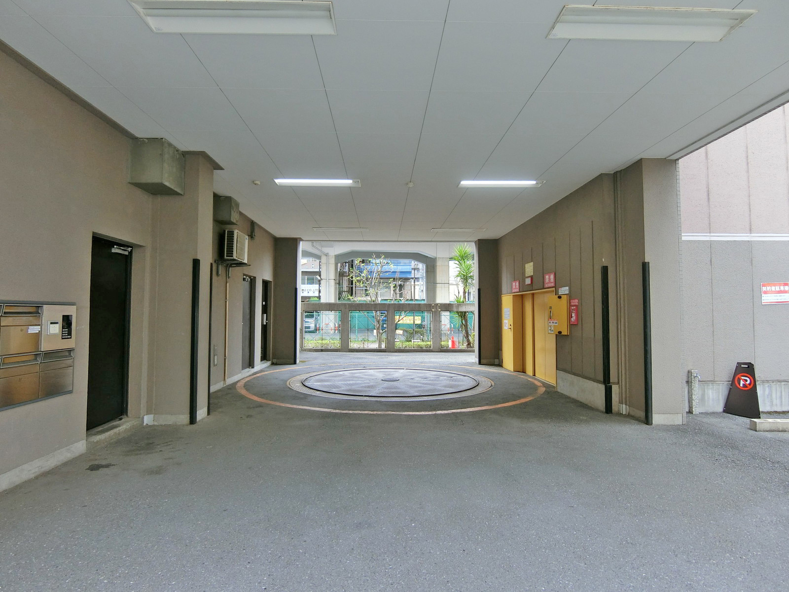 駐車場
