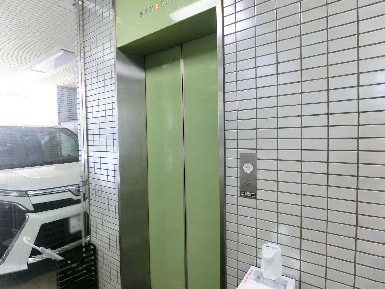 エレベーター