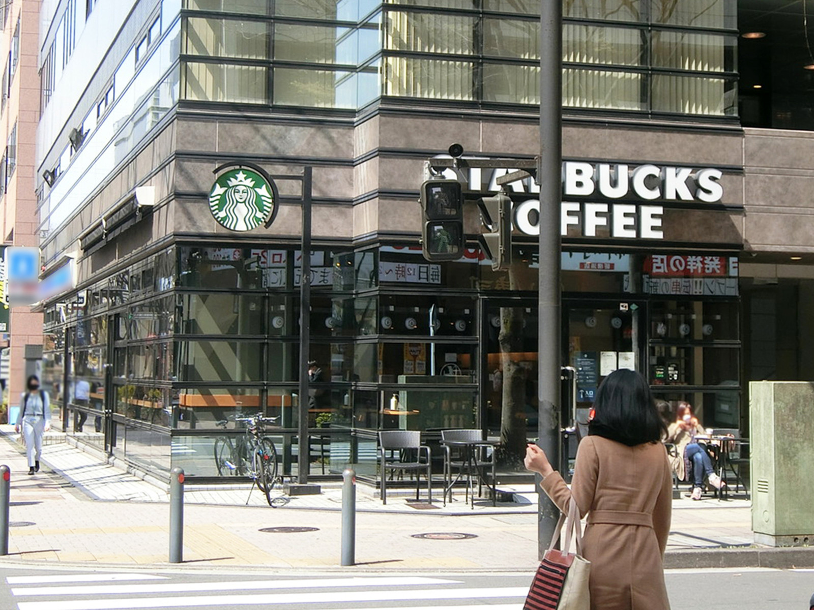 1階のスターバックスコーヒー 新横浜店