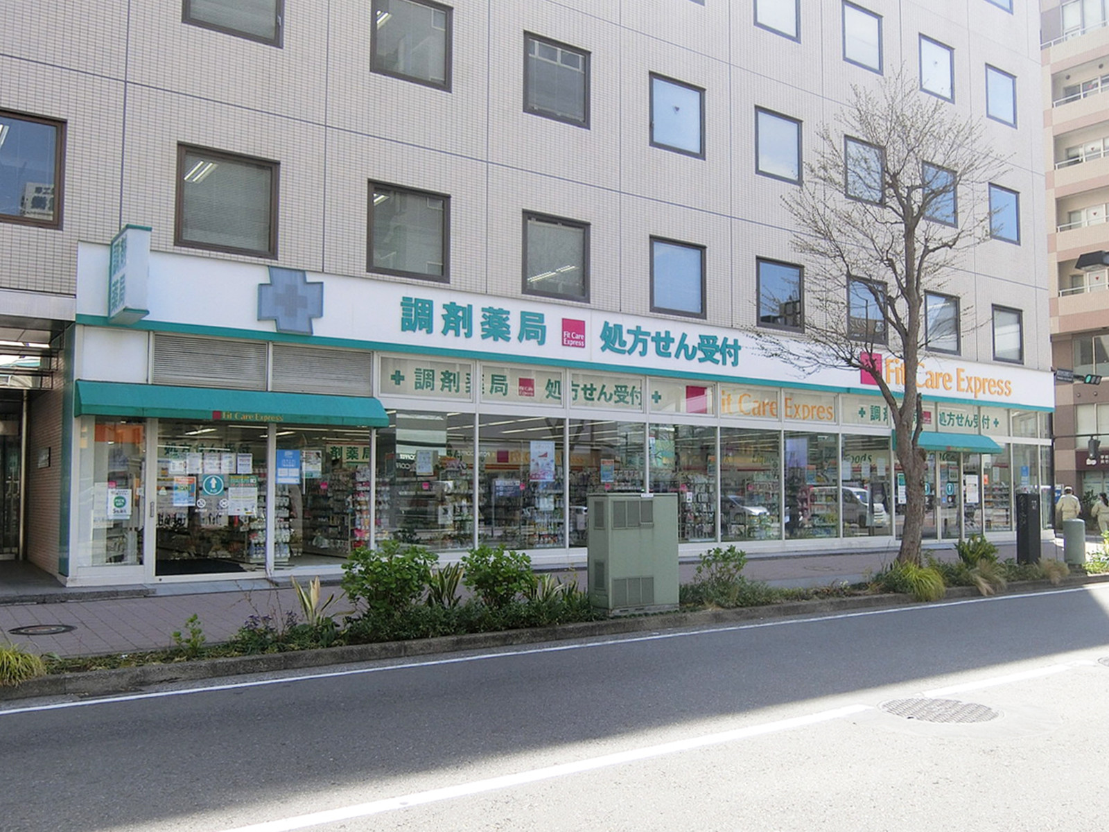 1階のDSM新横浜店