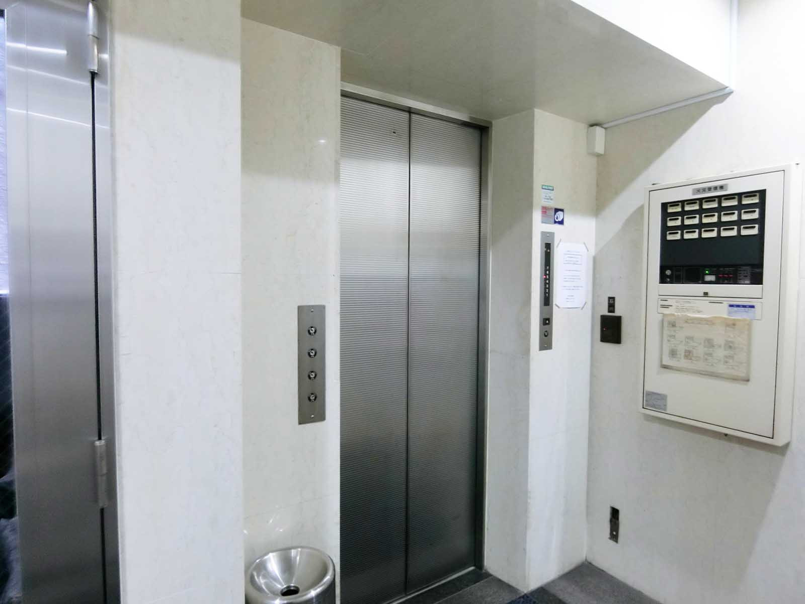 エレベーター