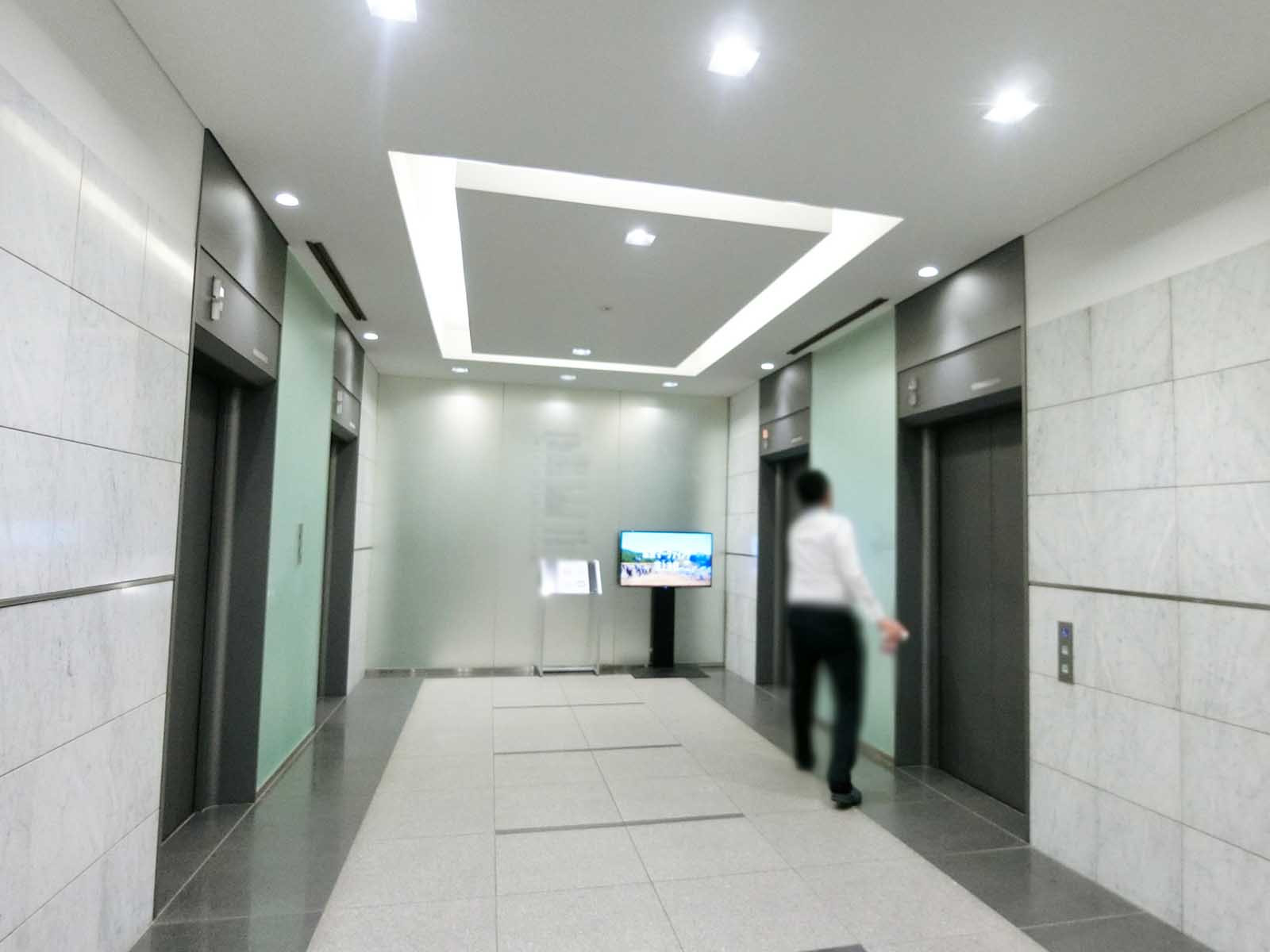 エレベーターホール
