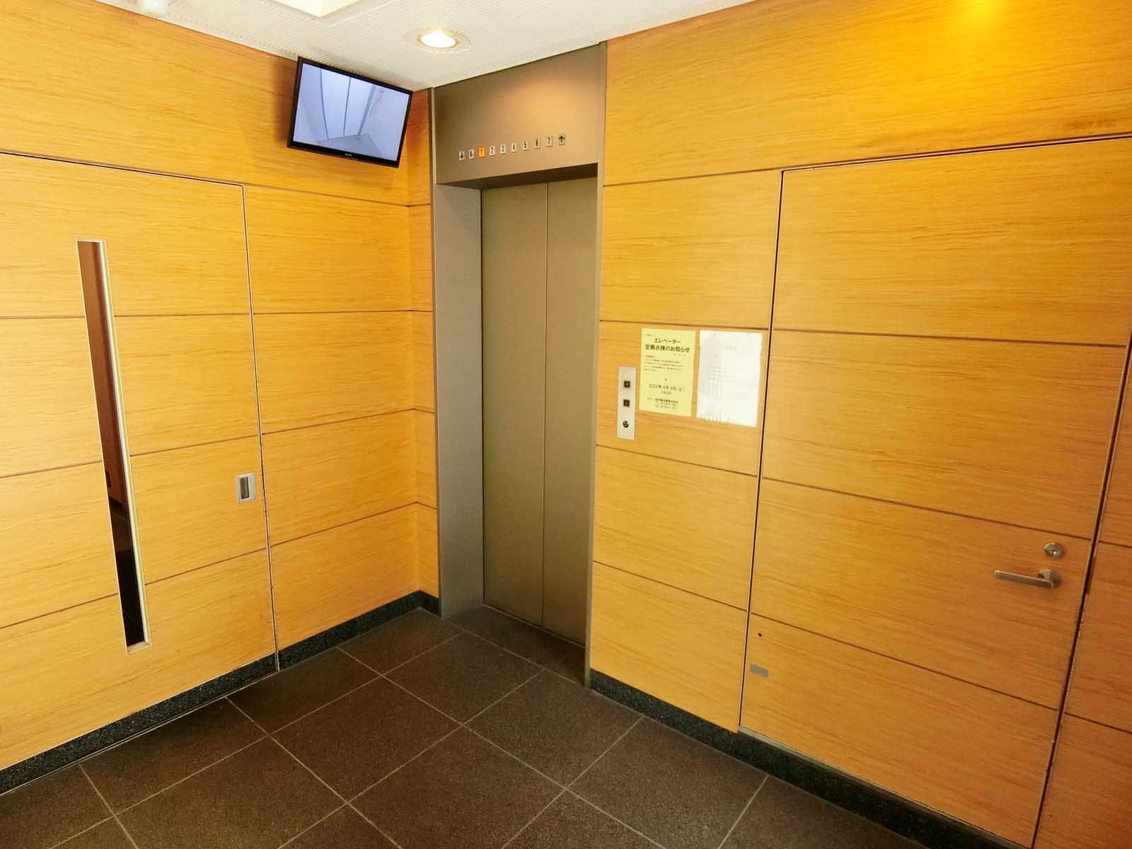 エレベーター