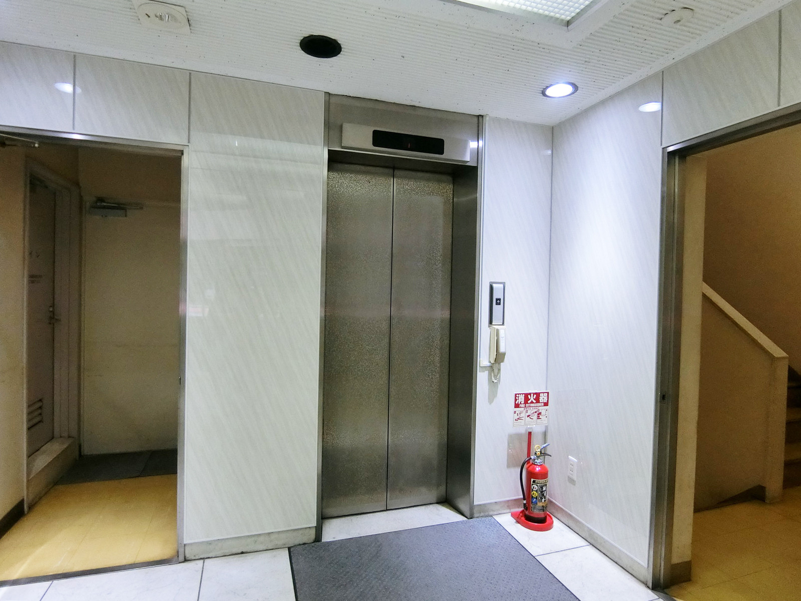 エレベーター