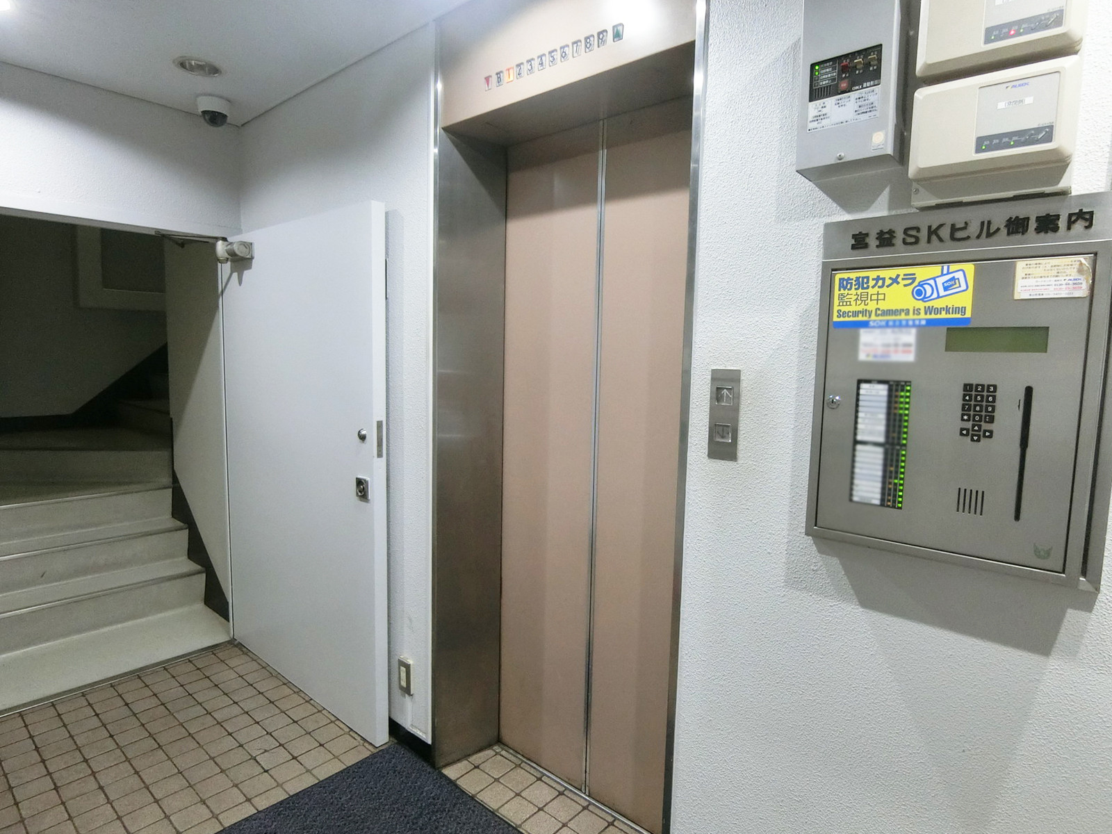 エレベーター