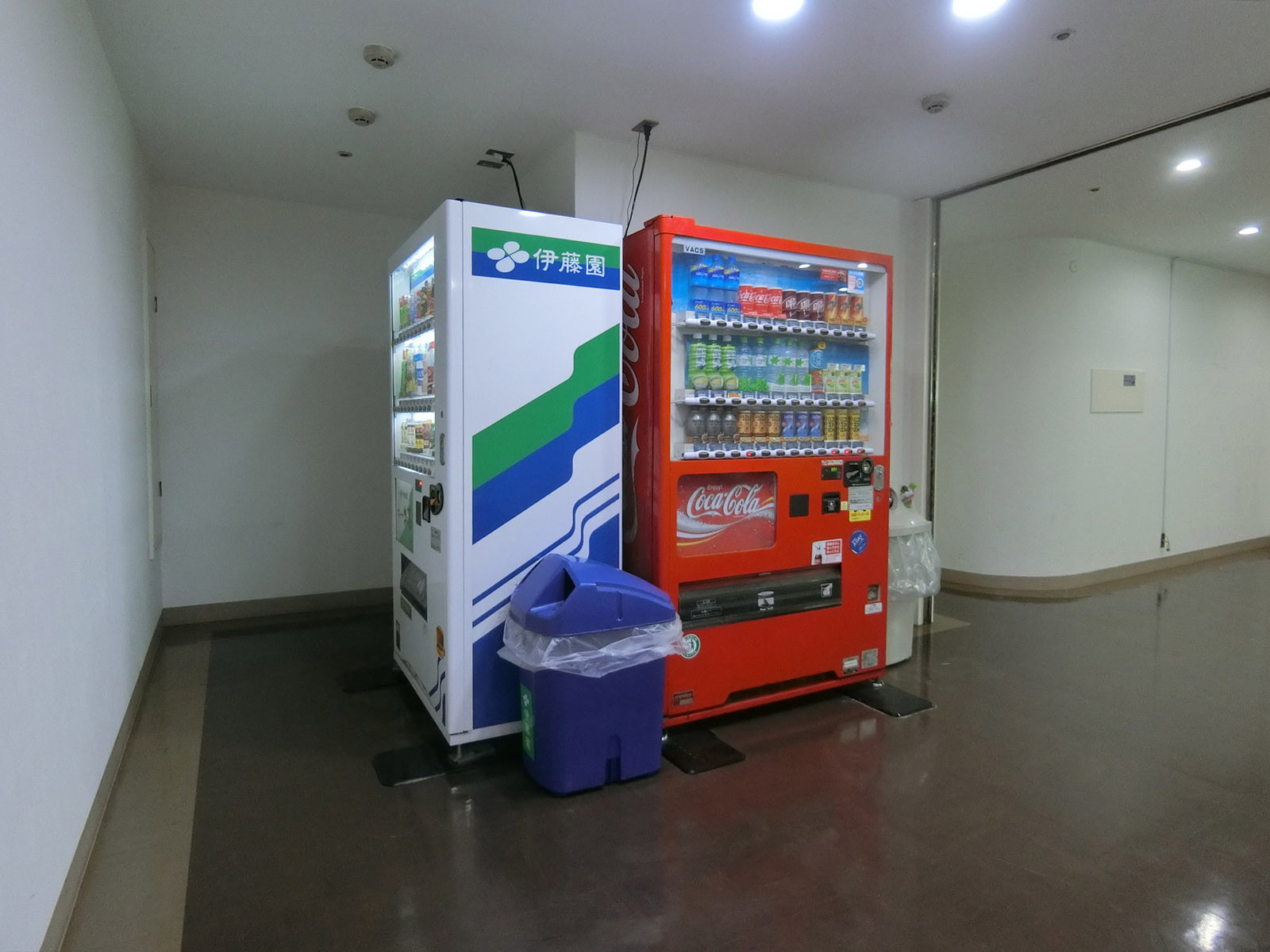 共用部の自動販売機