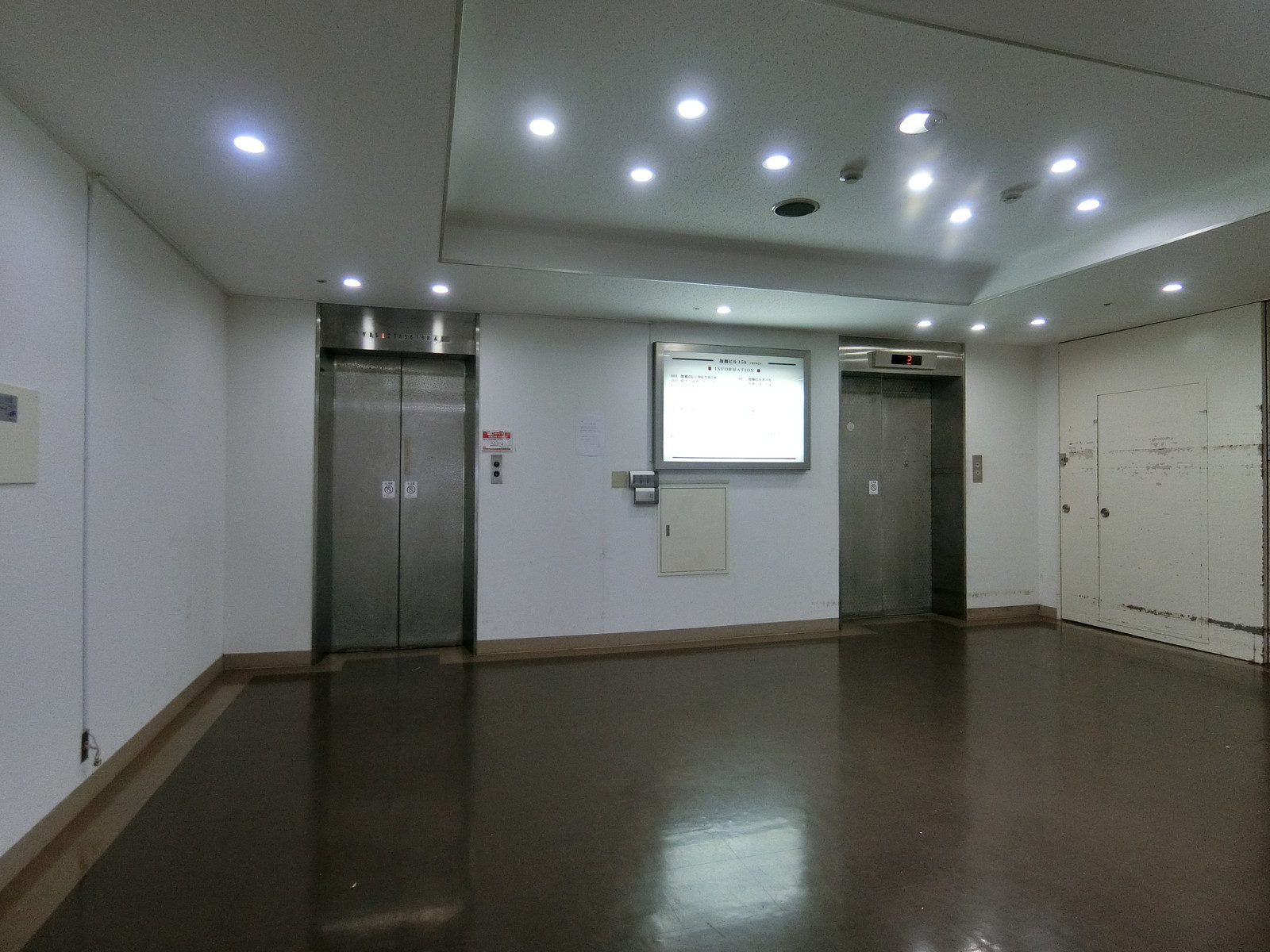 エレベーター