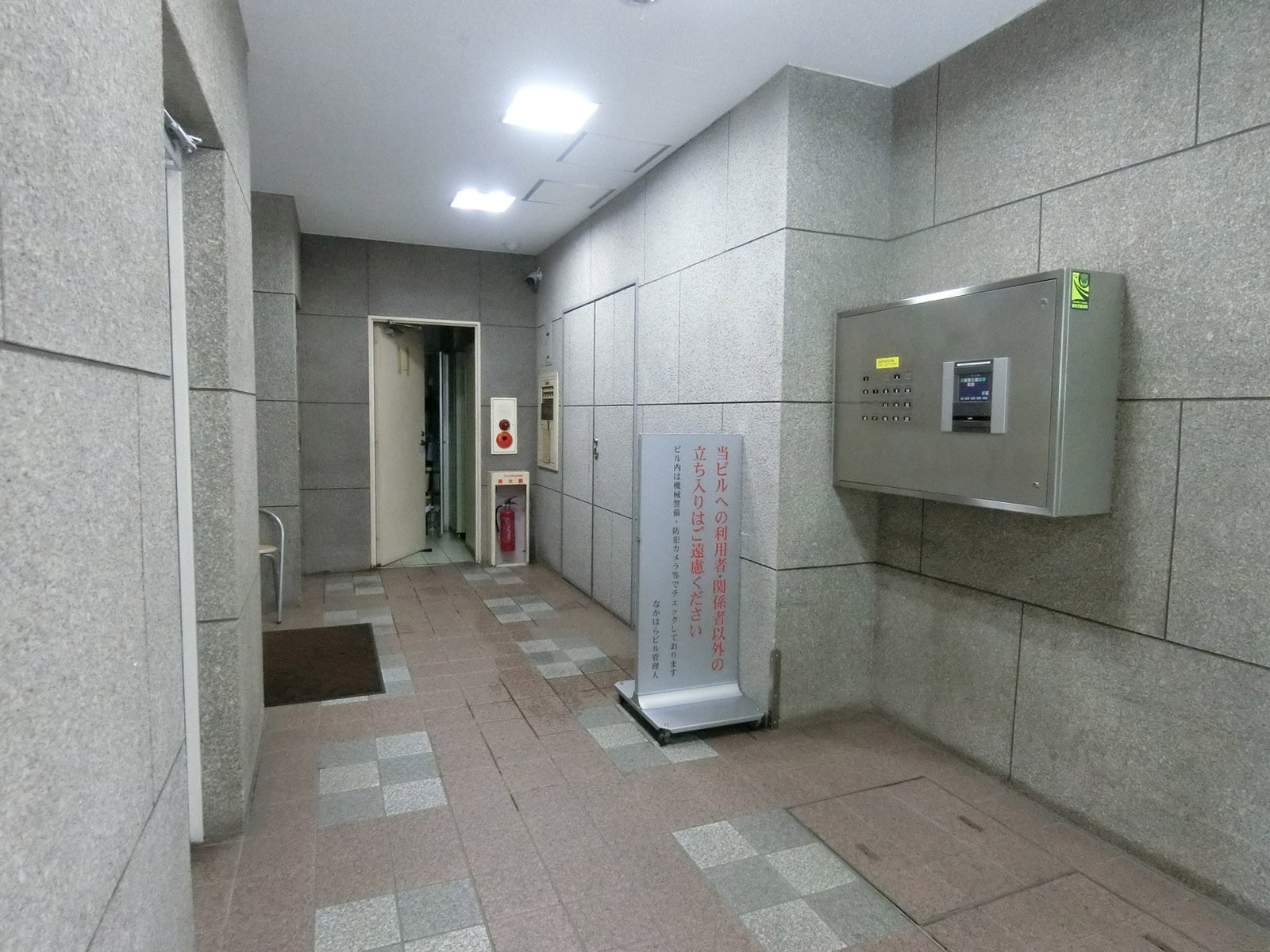 エントランス