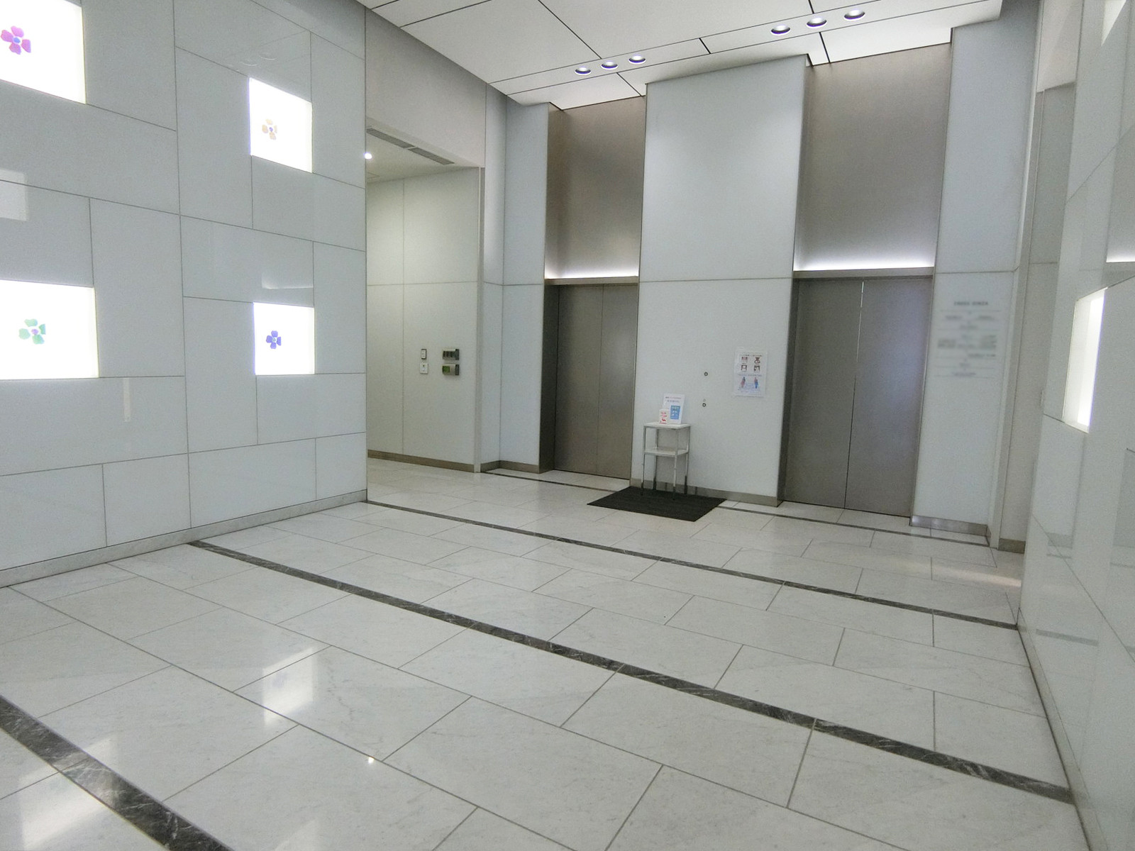 エレベーターホール