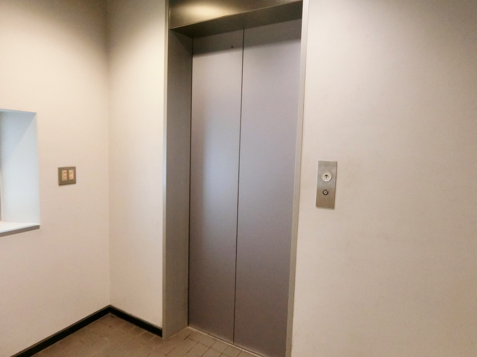 エレベーター