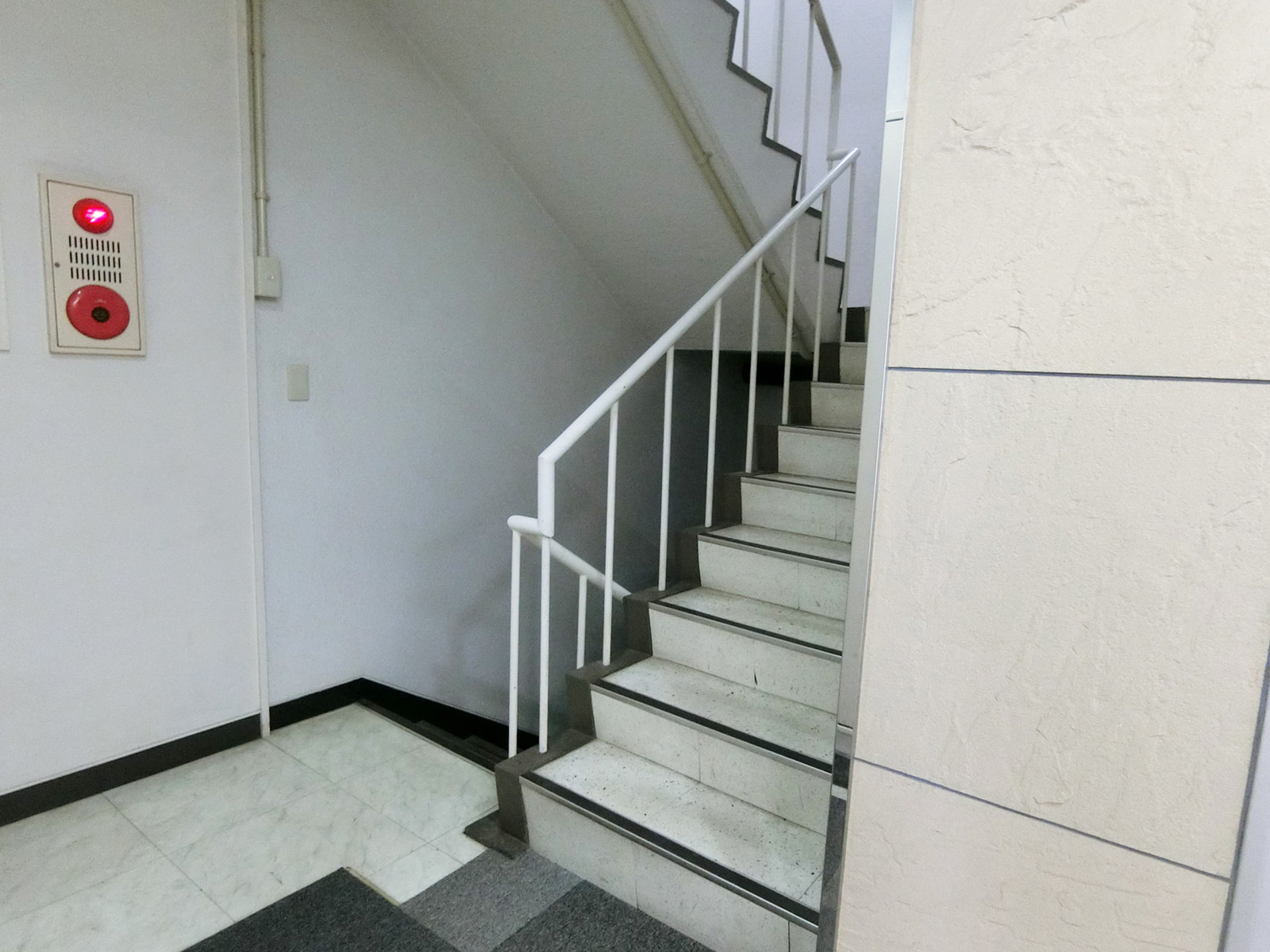内階段