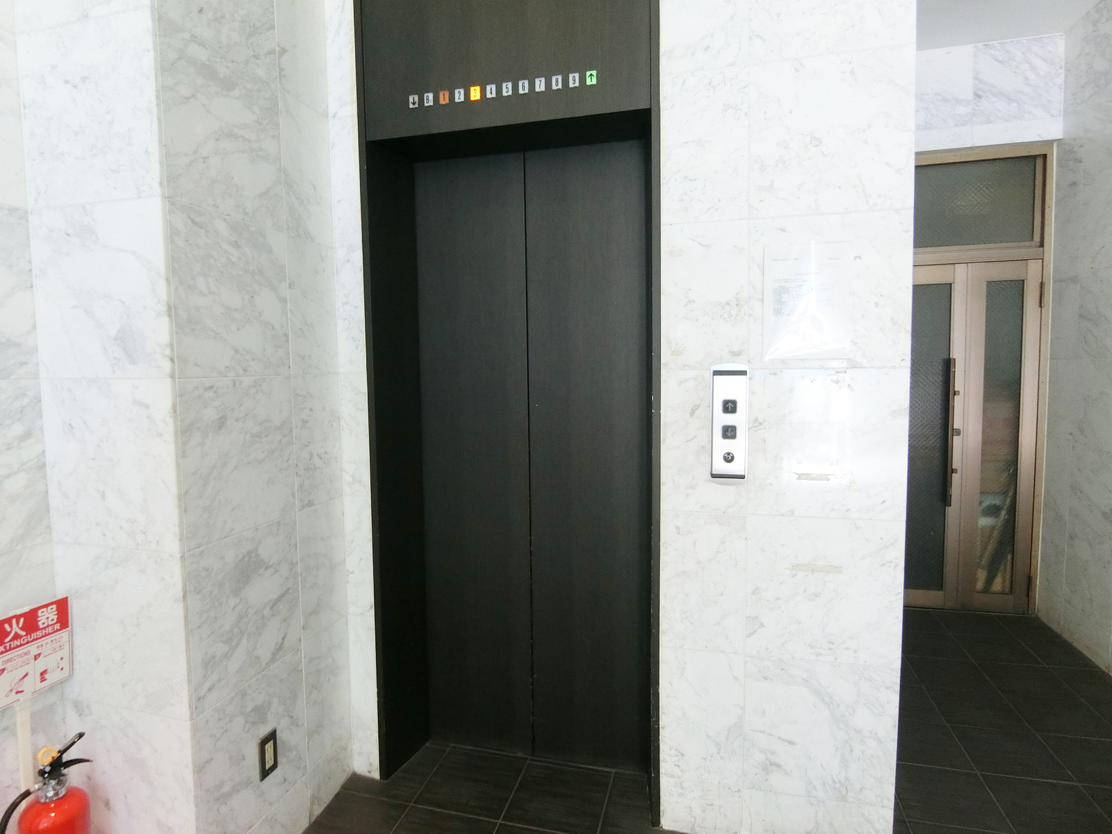エレベーター