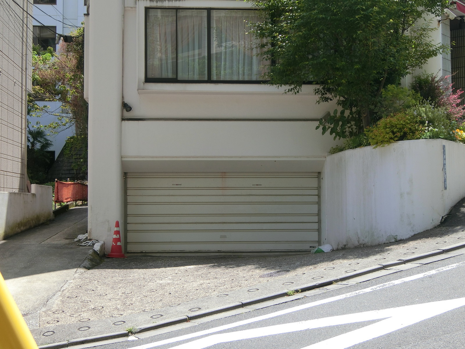 1階のシャッター部分