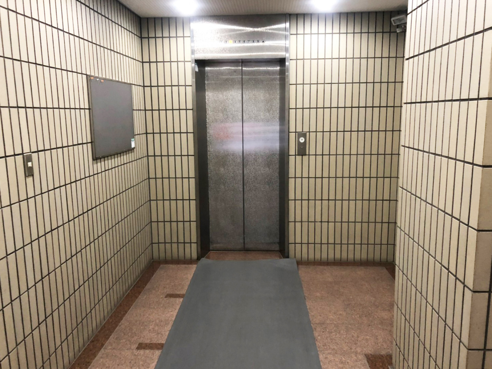 エレベーター