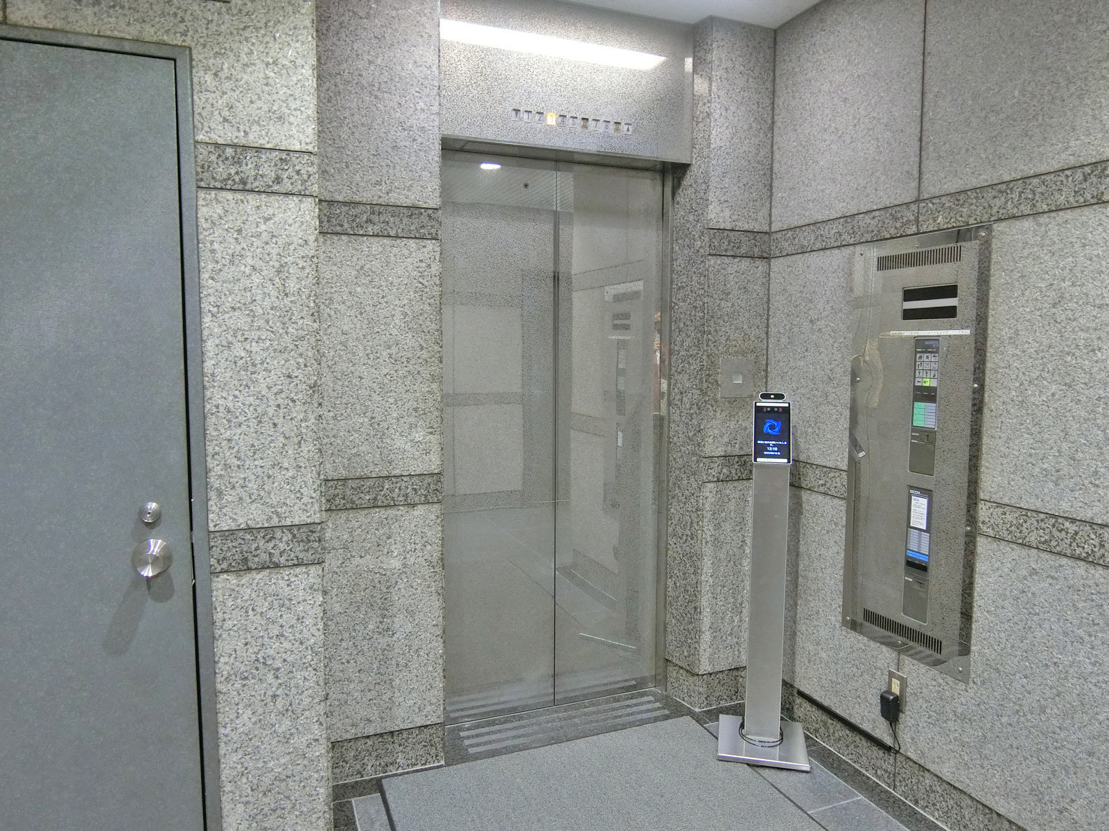 エレベーター