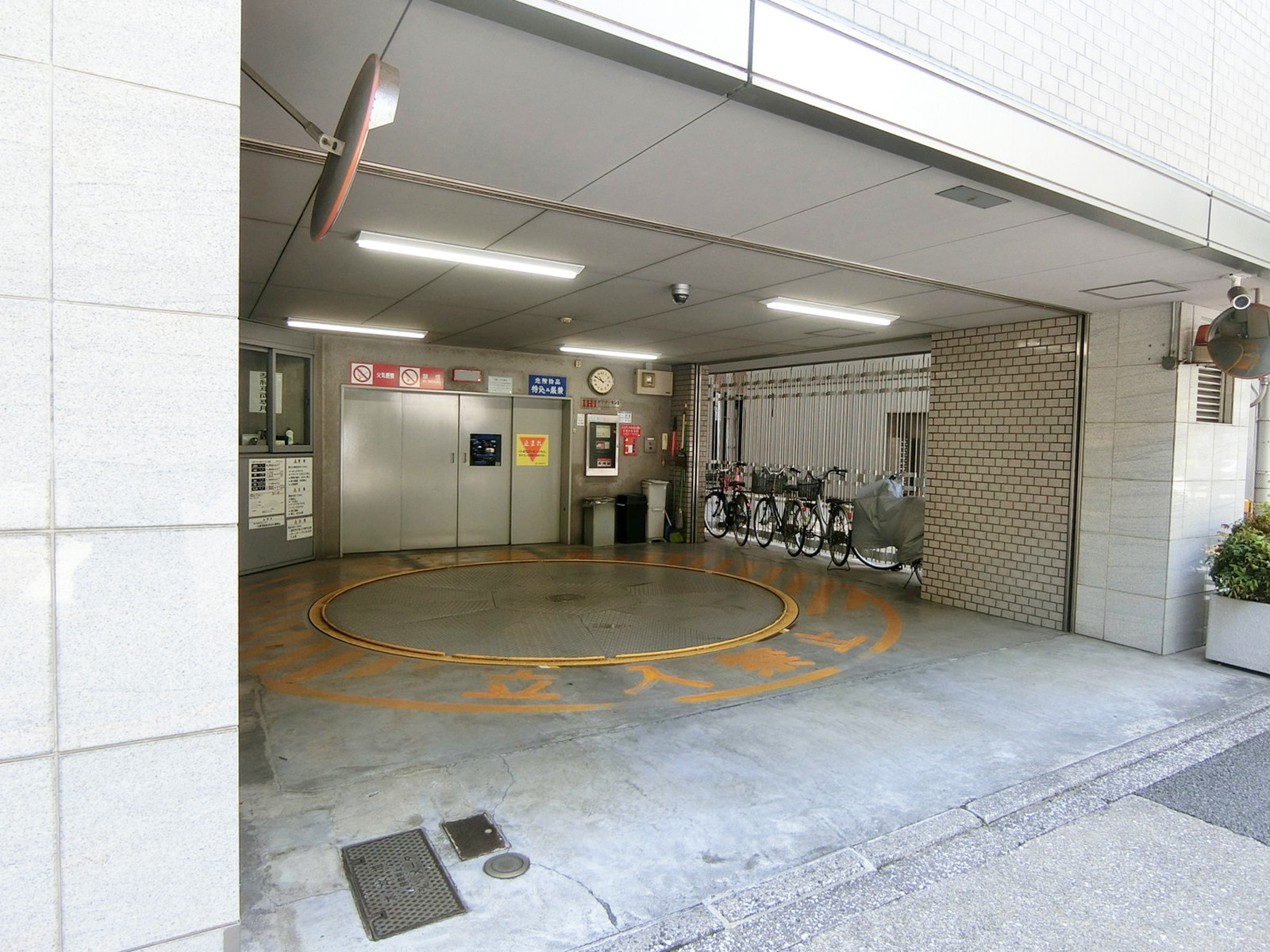 駐車場