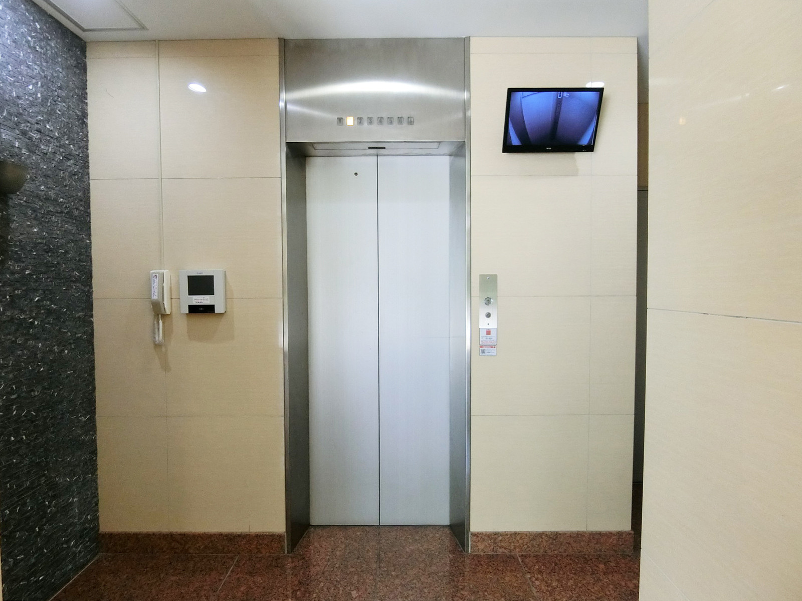 エレベーター