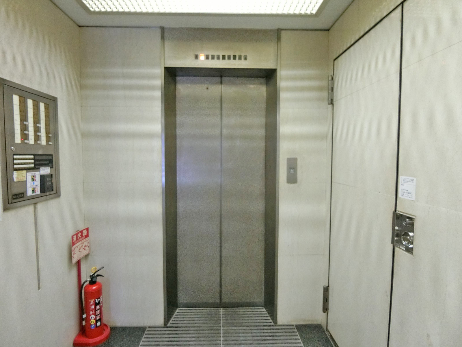 エレベーター