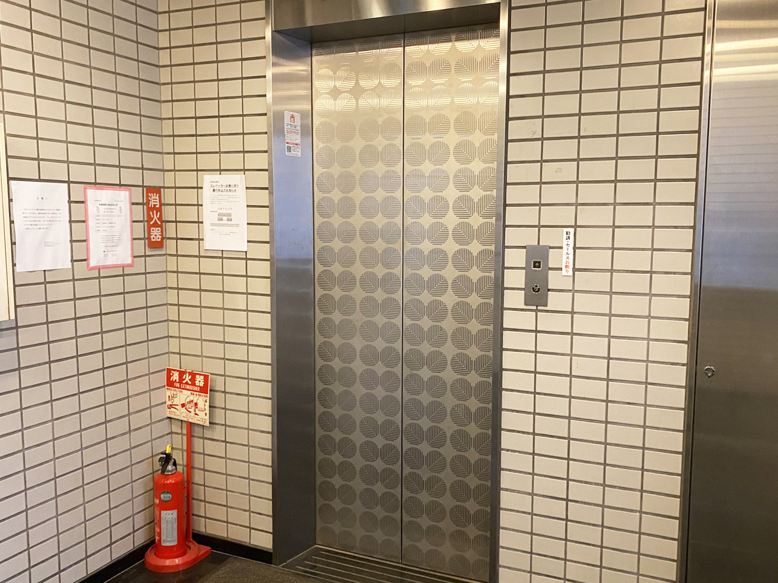 エレベーター