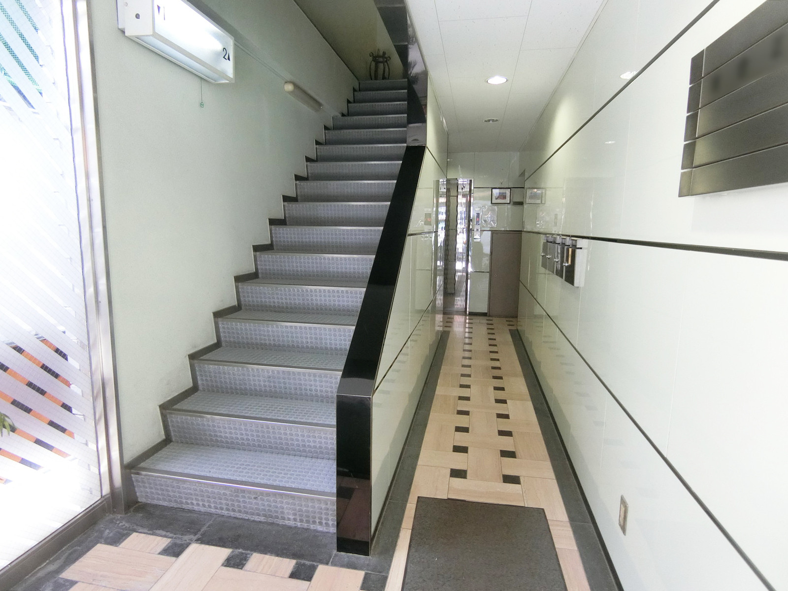 エントランス